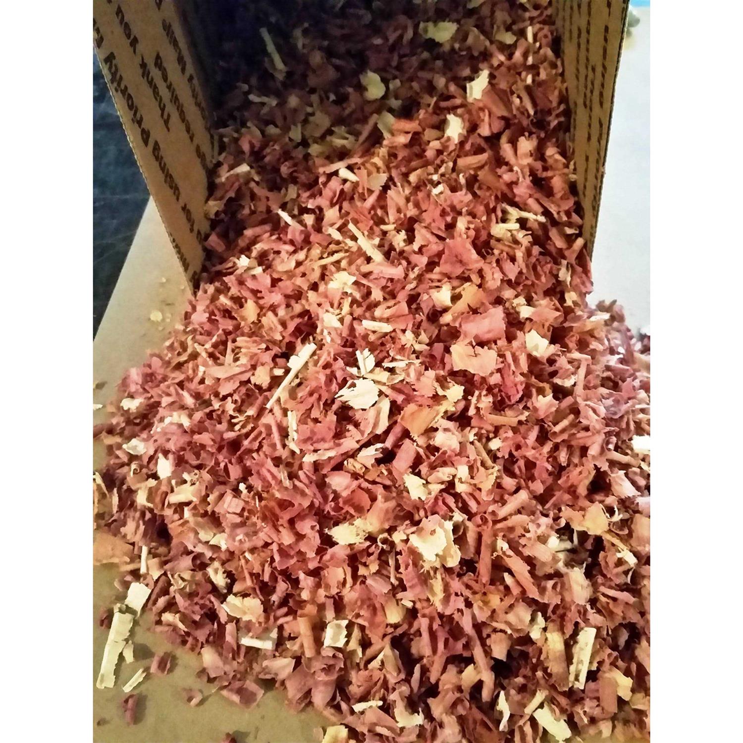 Amish Aromatic Cedar Wood shavings. 100% All Natural. Large full box of shavings / curls. Made right here in the USA! - Healthber
