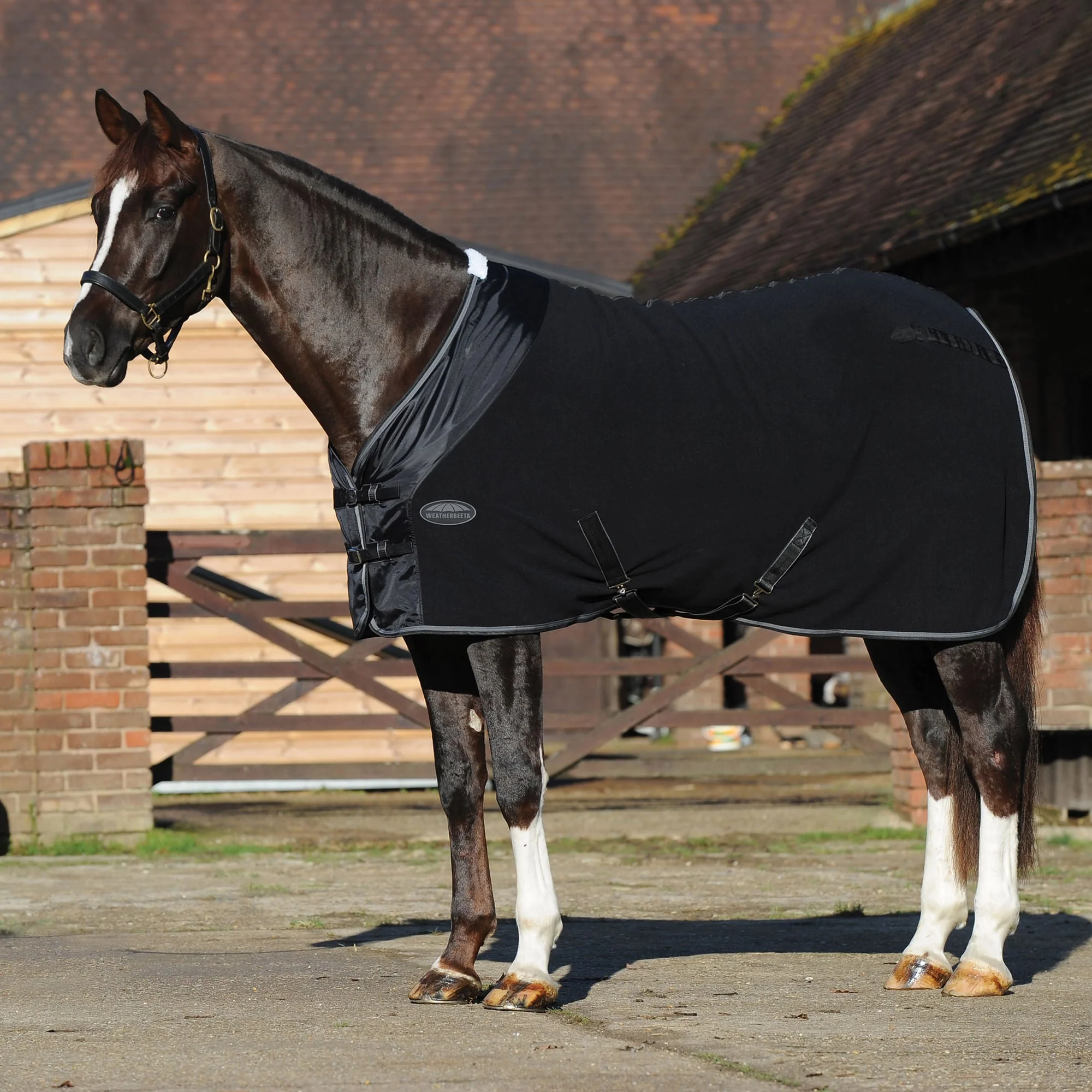 WeatherBeeta Anti-Static Standard Neck Fleece Cooler, Black/Silver - Healthber