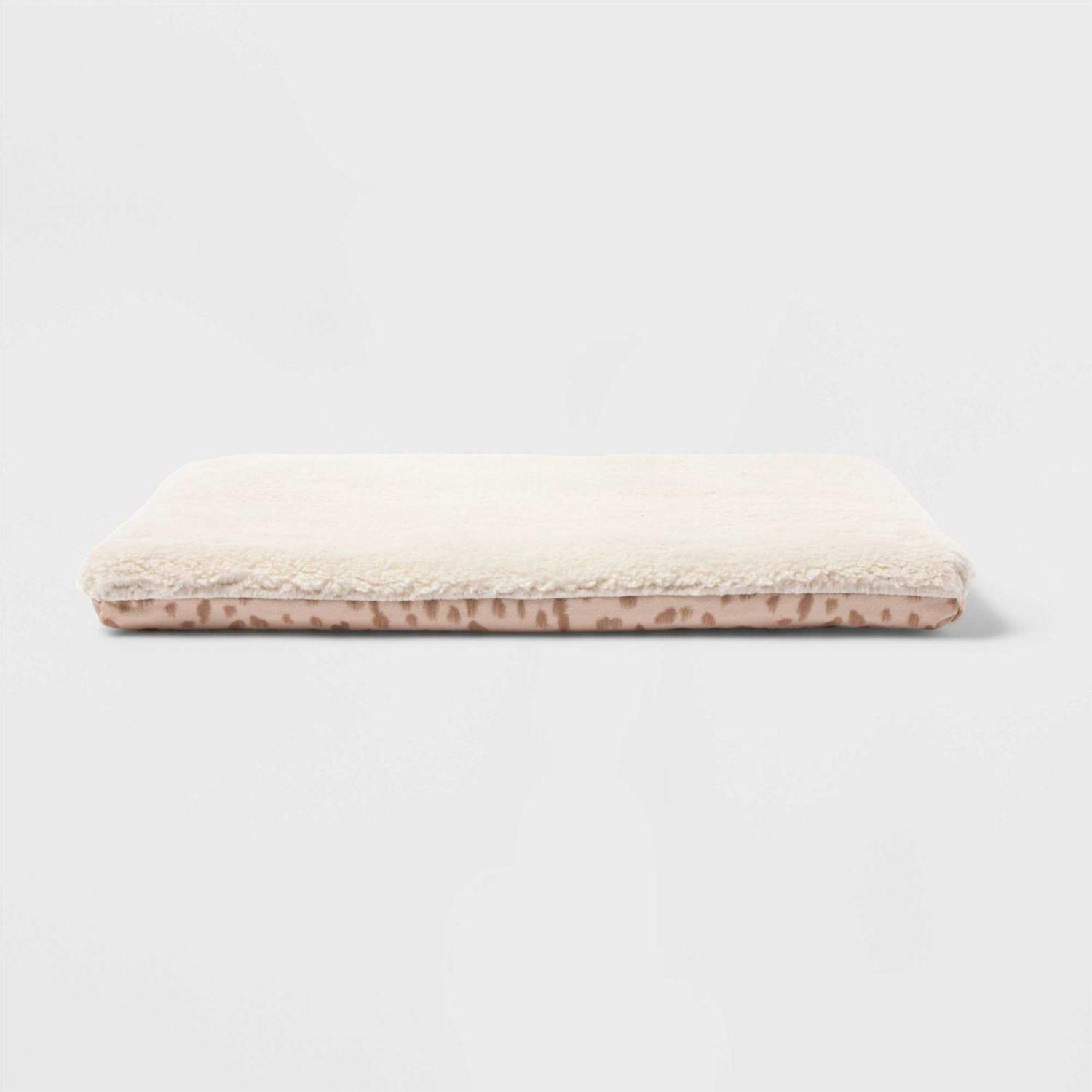 Boots & Barkley Crinkle Cat Mat Bed - Healthber