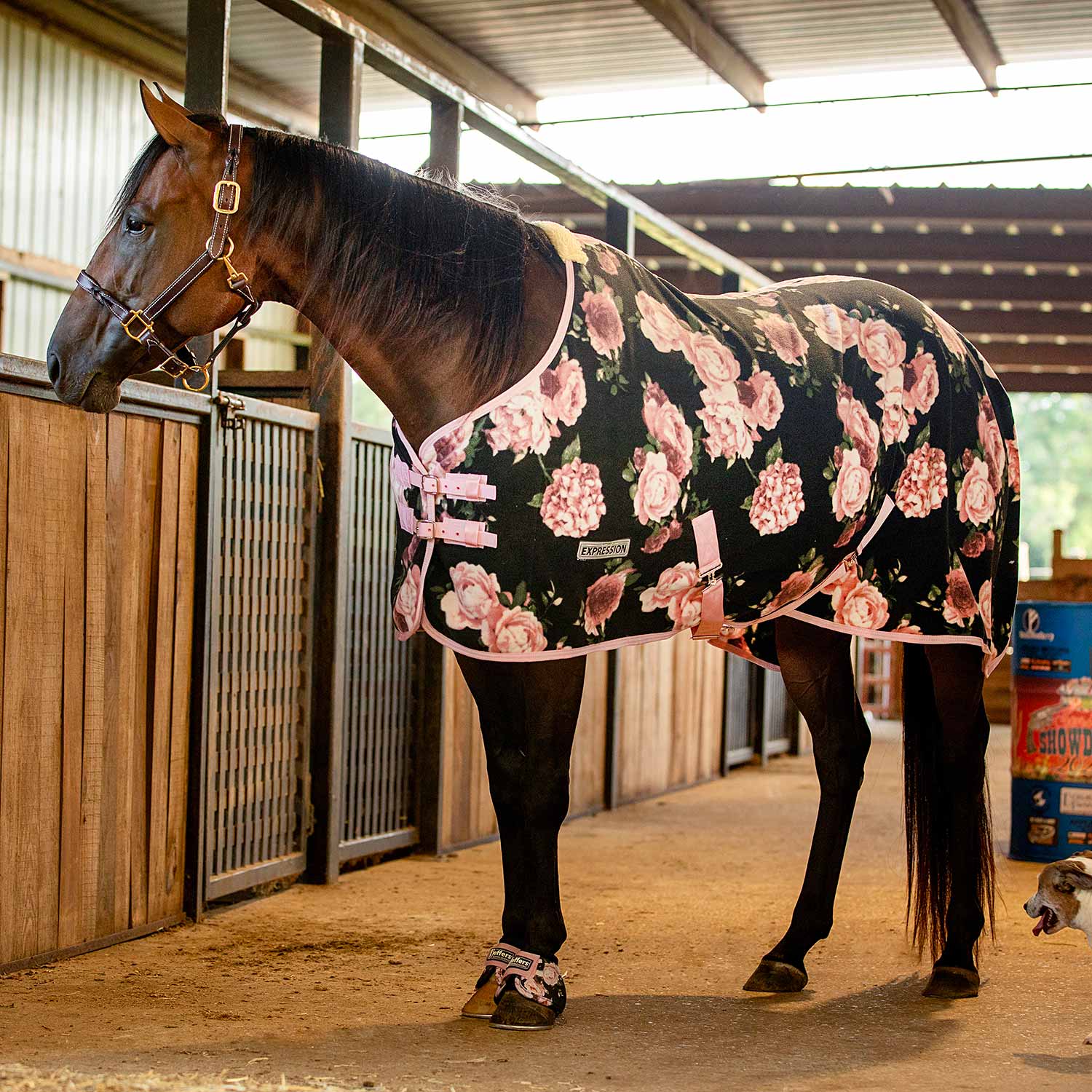 Expression Standard Neck Fleece Horse Cooler, Rose Garden - Healthber