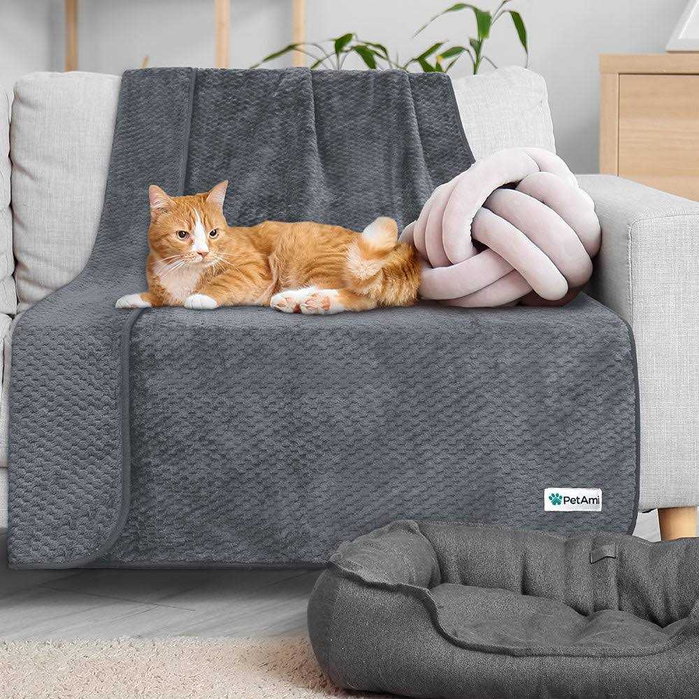 PetAmi Sherpa Fleece Waterproof Waffle Cat & Dog Blanket - Healthber