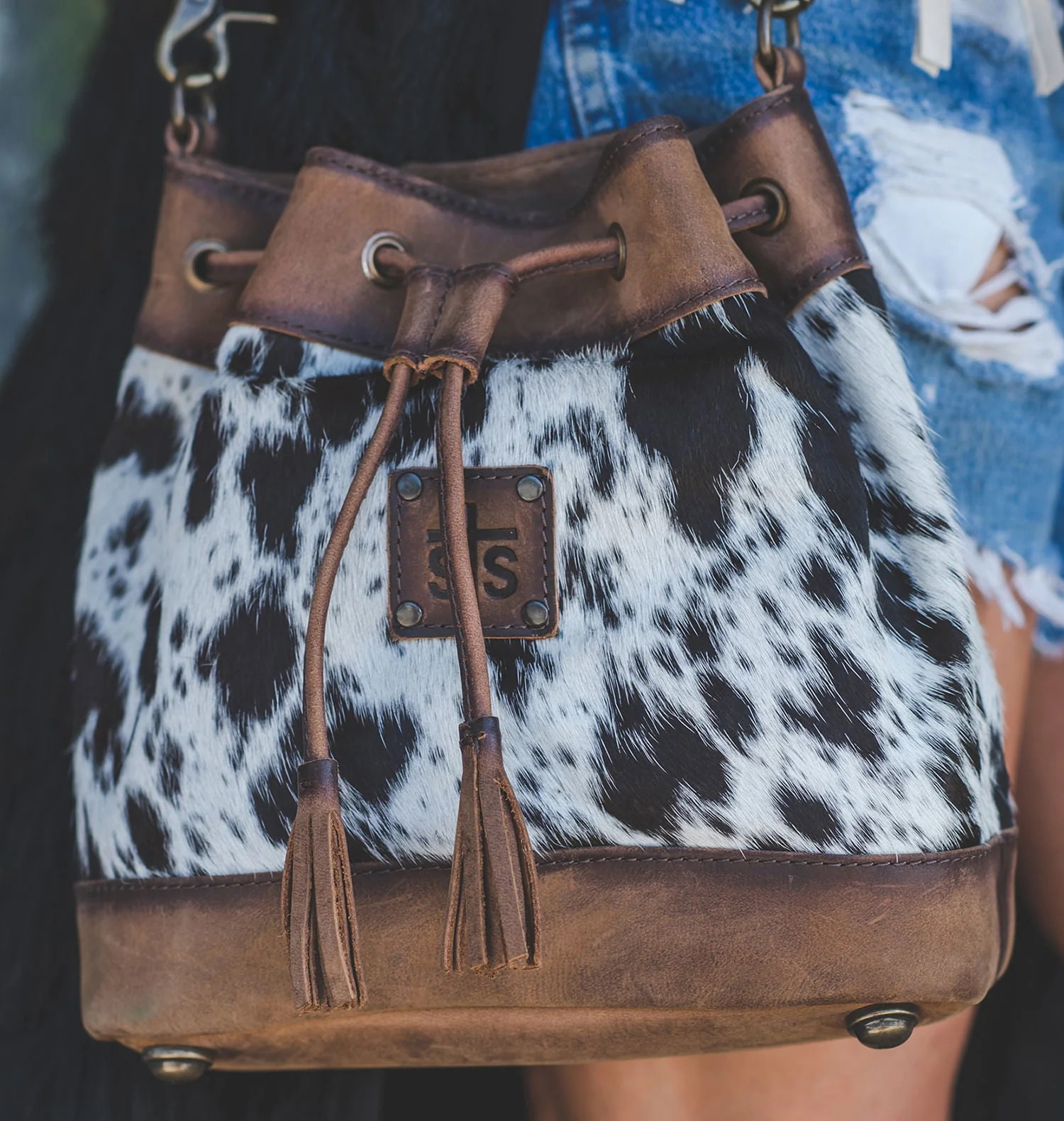 STS Cowhide Bucket Bag - Healthber