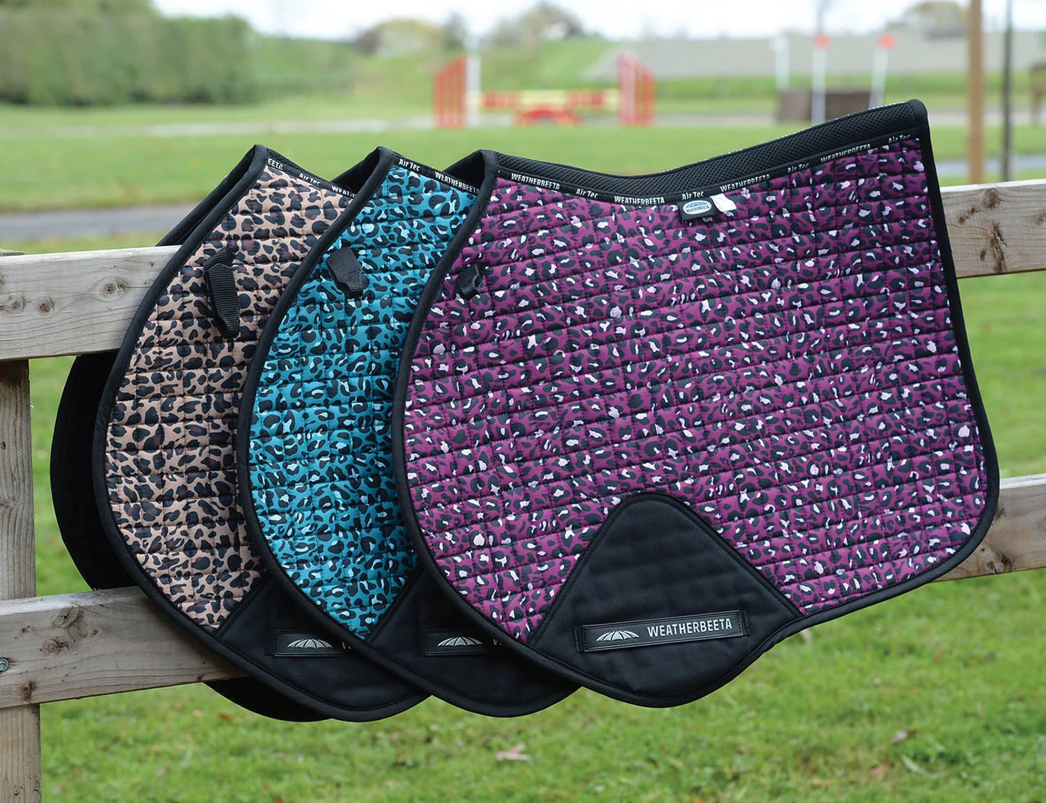 WeatherBeeta Prime Leopard Jump Shaped Saddle Pad - Healthber