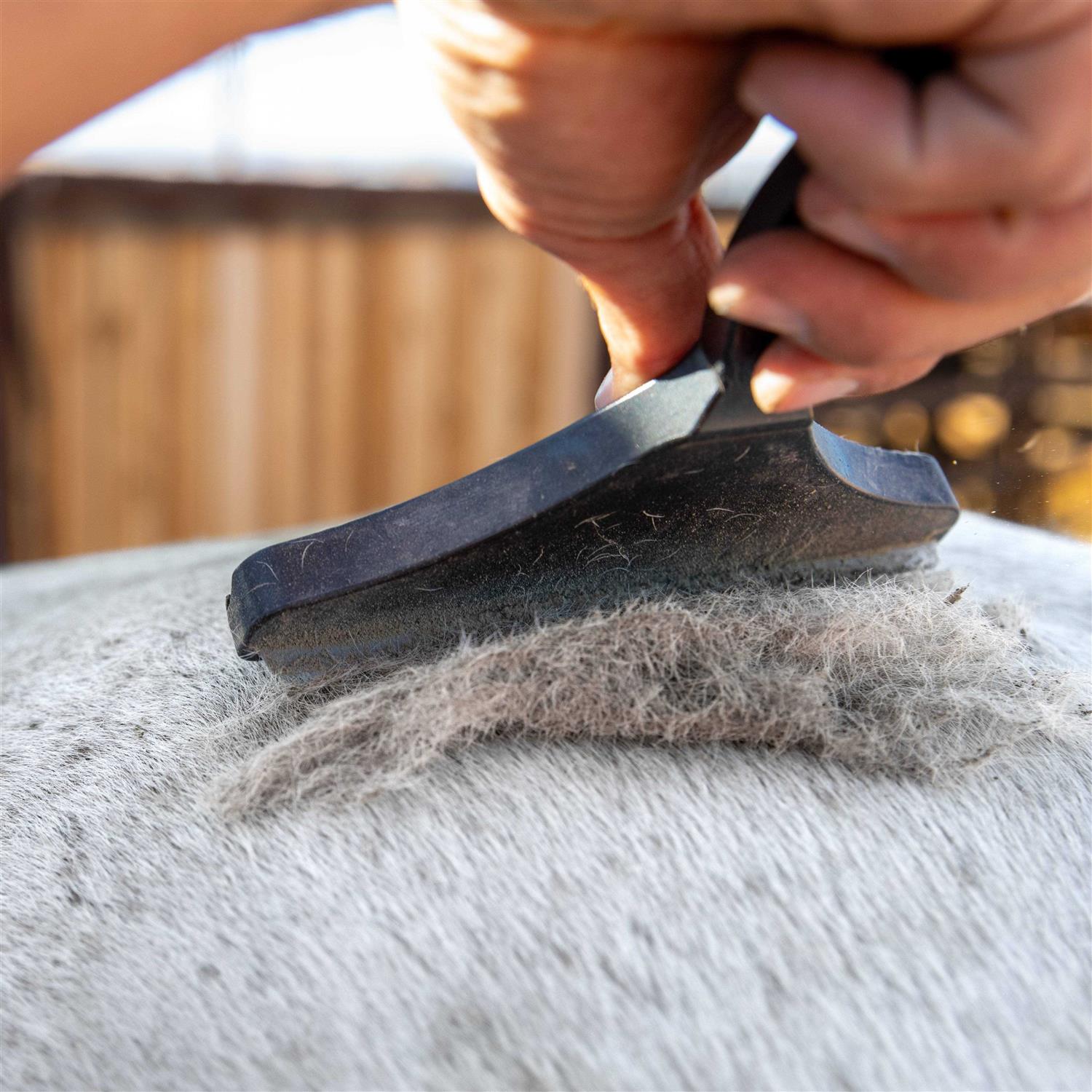 Biomane Grooming Tool - Healthber