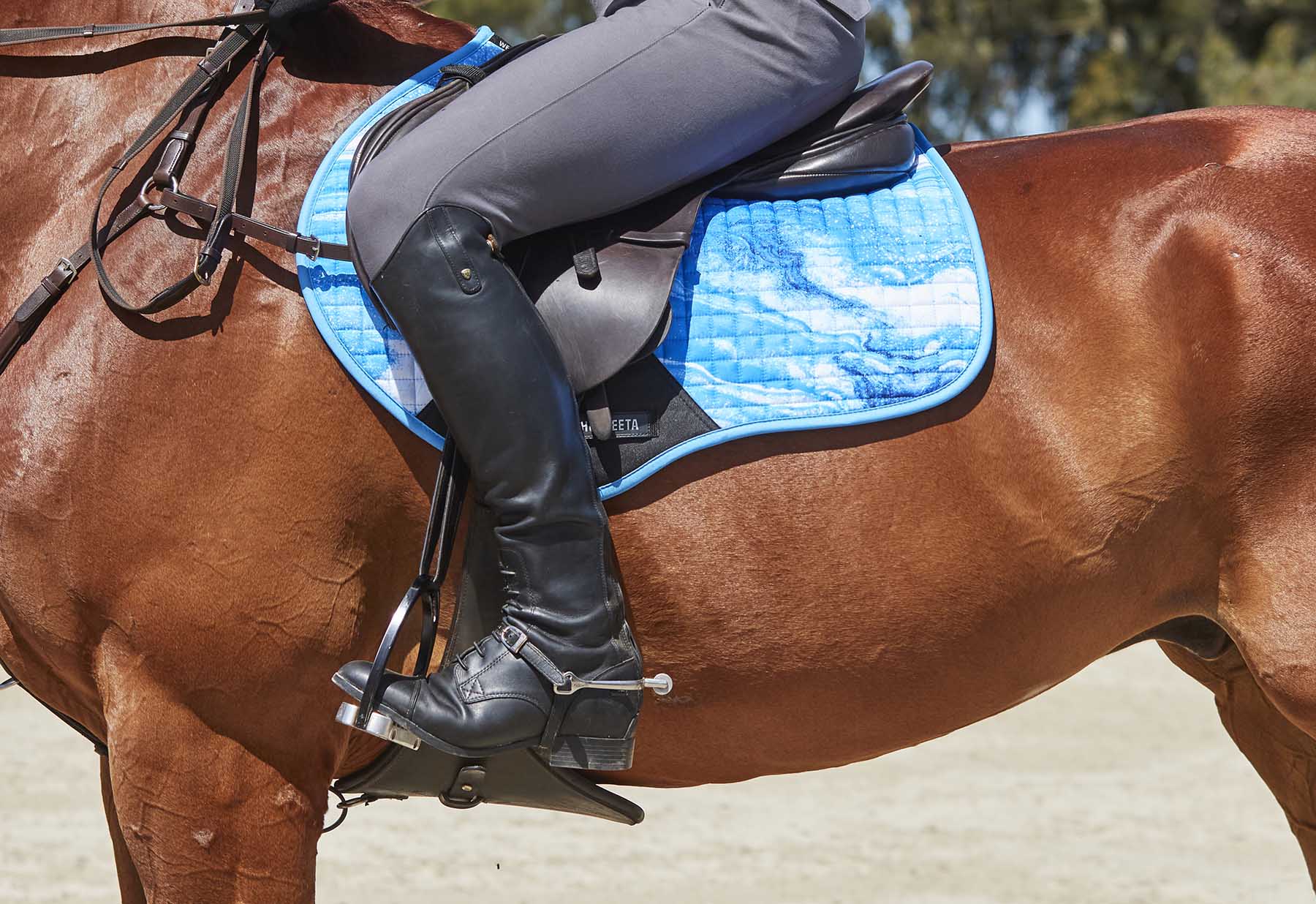 WeatherBeeta Prime Marble Jump Shaped Saddle Pad - Healthber