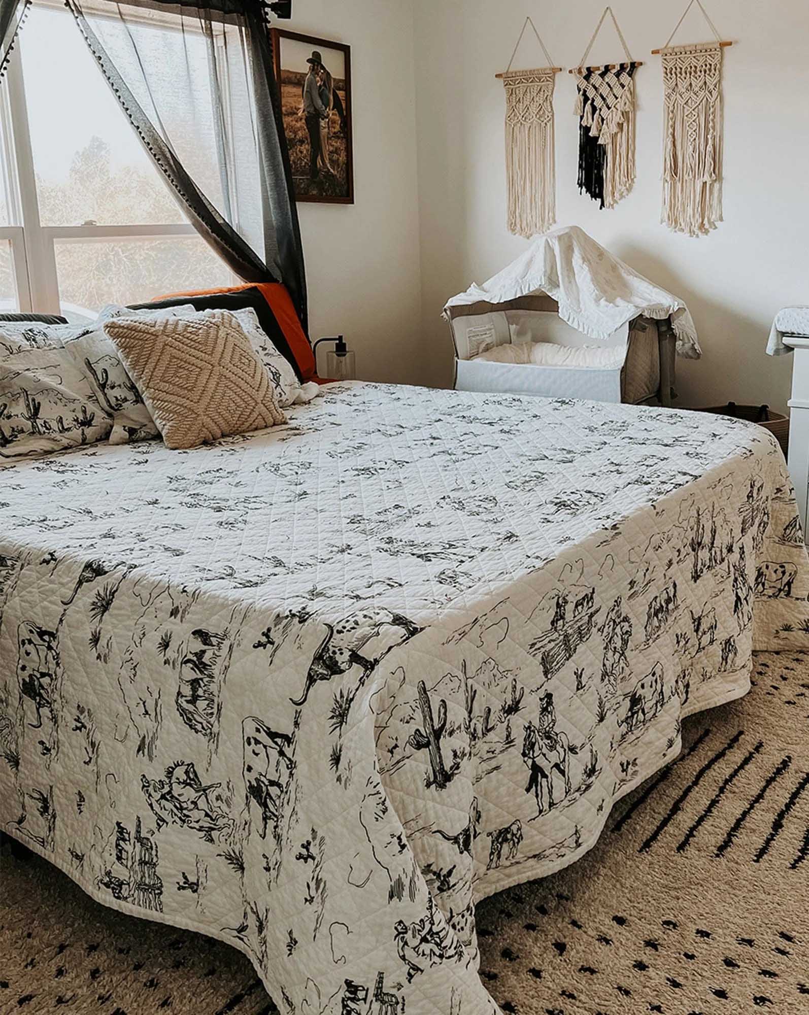 Ranch Life Western Toile Reversible Quilt Set - Healthber