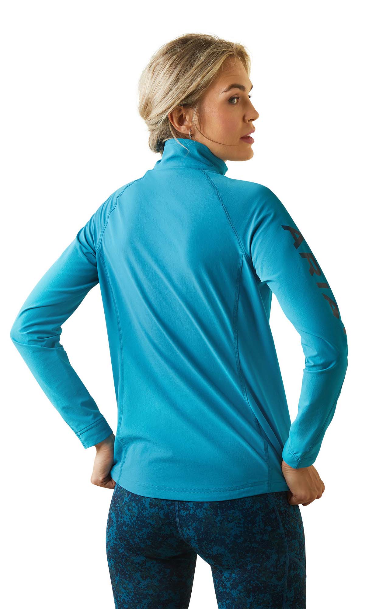 Ariat Women's Agile Softshell Jacket, Mosaic Blue - Healthber