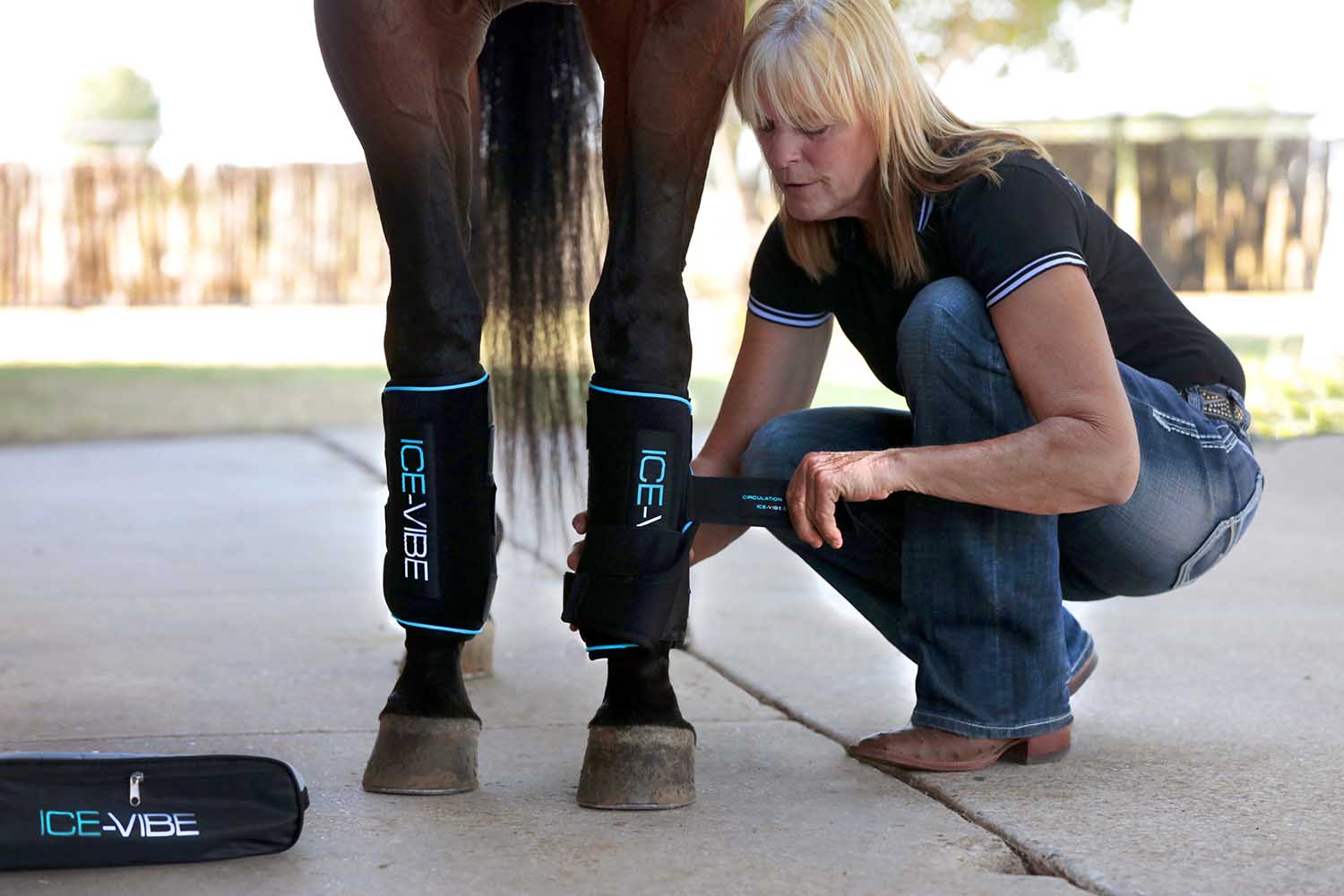 Ice Vibe Therapy Boot for Horses, 2 Pack - Healthber