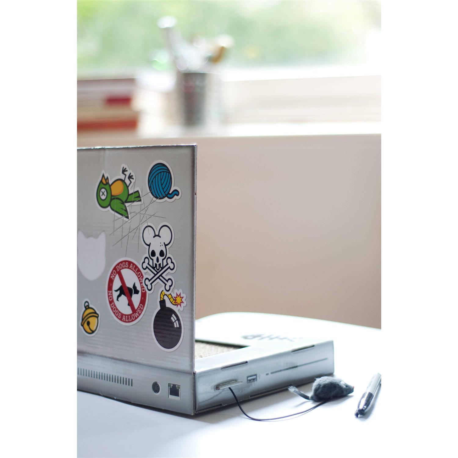 Suck UK Cat Scratch Laptop - Healthber