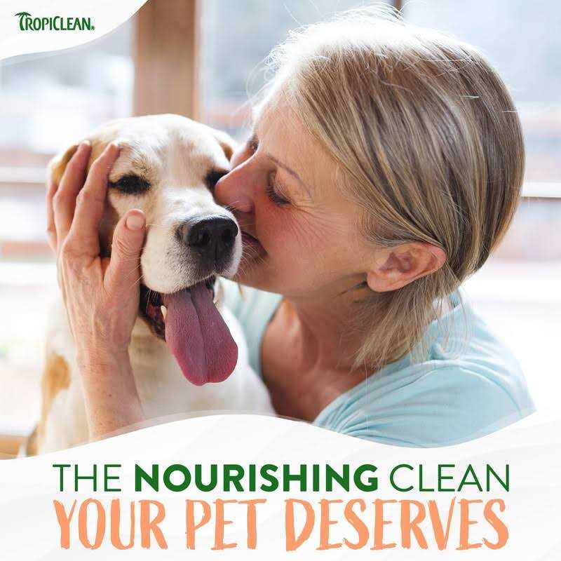 TropiClean Papaya & Coconut Luxury 2-in-1 Shampoo and Conditioner for Pets - Healthber