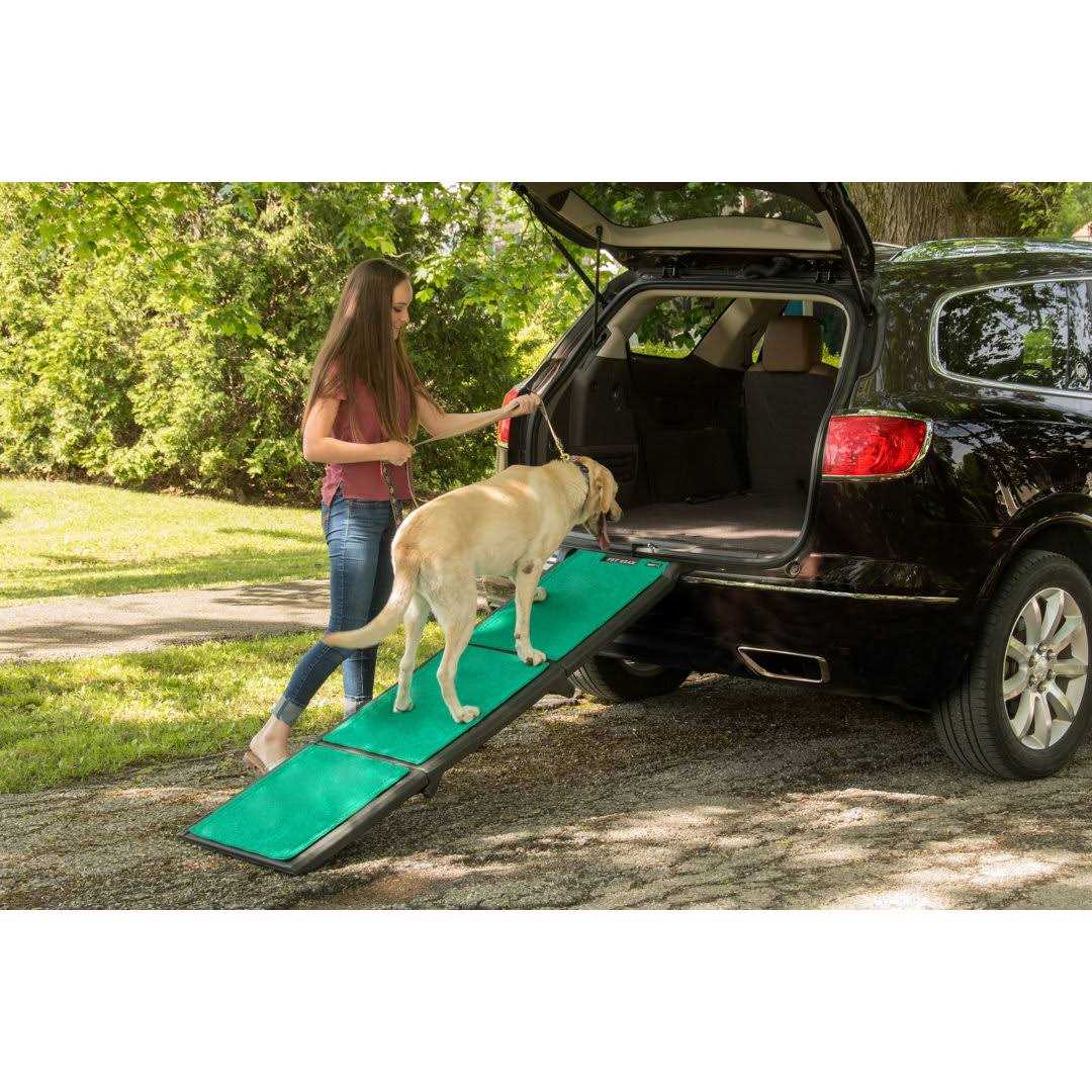 Pet Gear Bi-Fold Pet Ramp with supertraX - Healthber