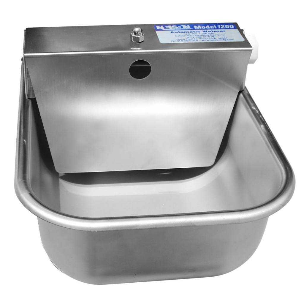 Nelson Automatic Dog Waterer - Healthber