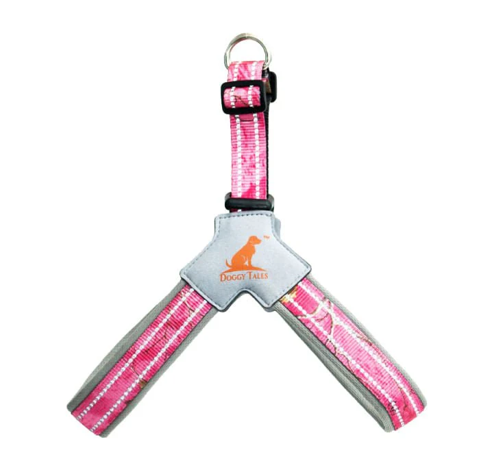 Doggy Tales Realtree Step In V Harness, Paradise Pink - Healthber