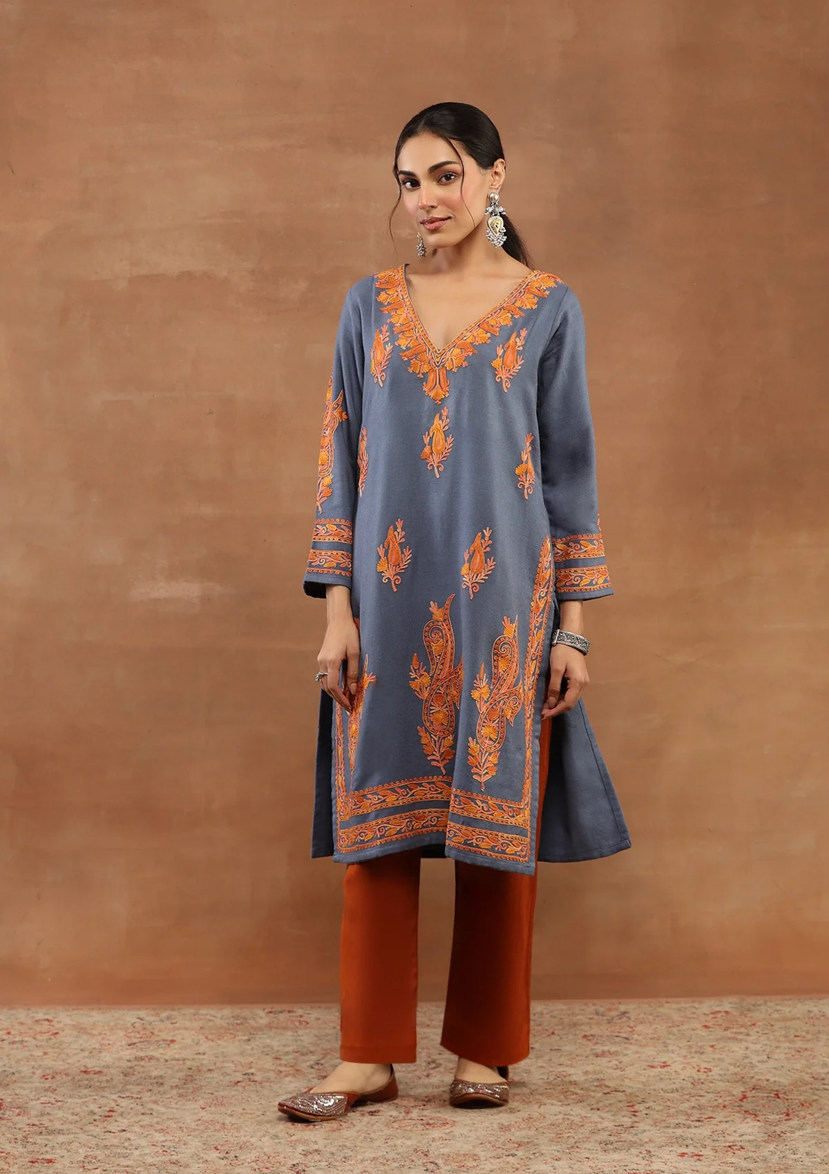 HOC Kashmiri Wool Aari Embroidered Solid Women's Long Kurta -Powder Blue - Healthber