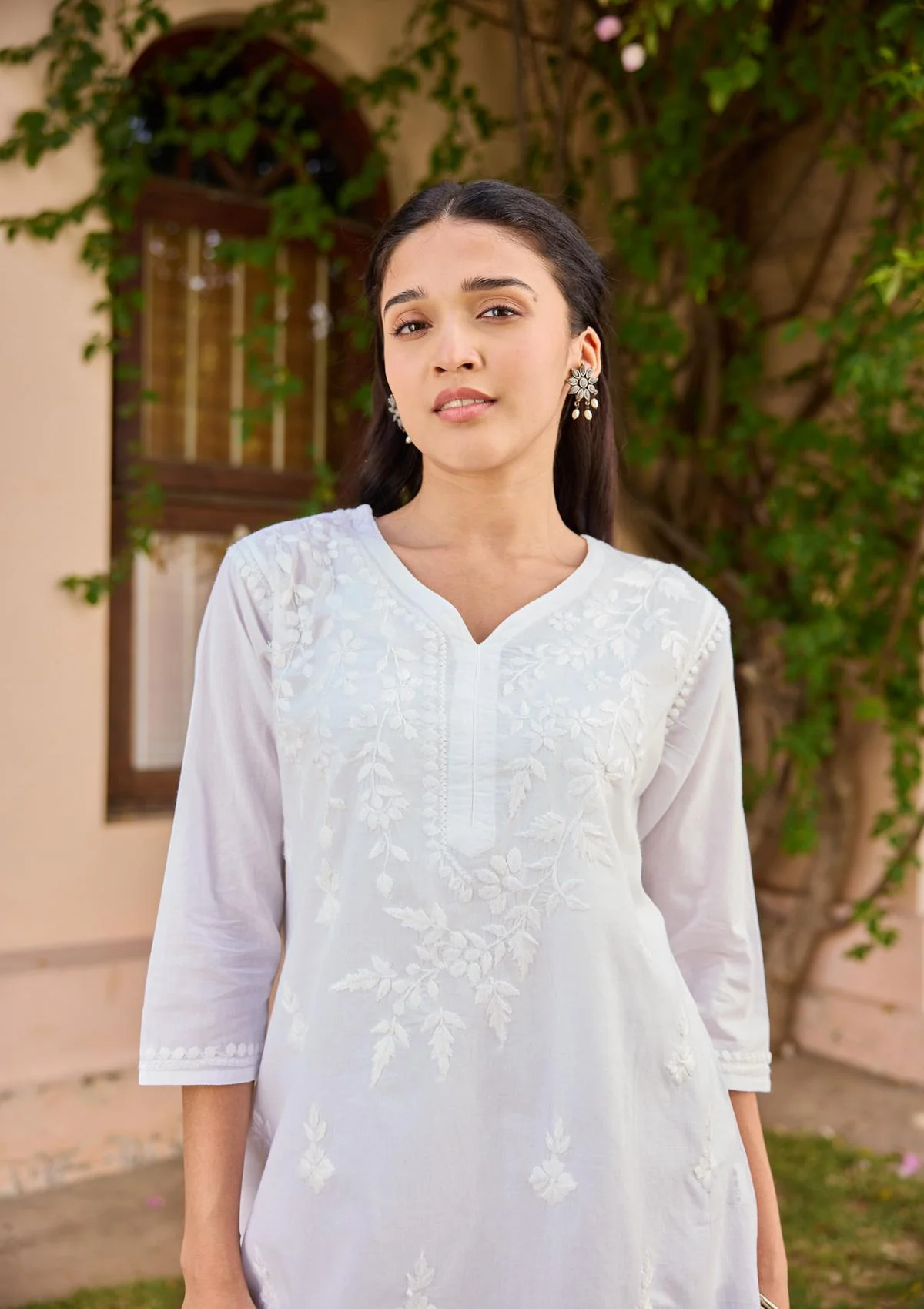 Cotton Chikankari Solid Women's Short Kurta - White - Healthber