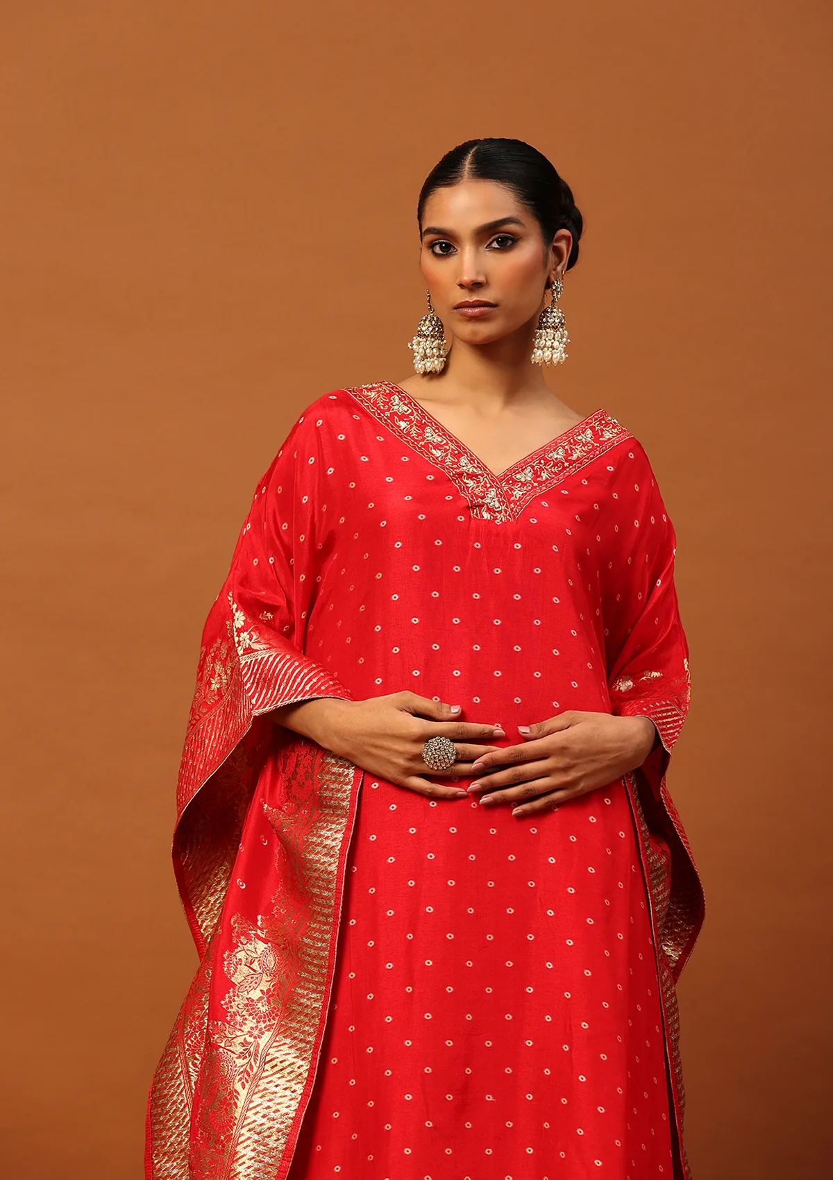 HOC Jacquard Silk Hand Embellished With Zari Women's Kaftan Set With Inner - Red - Healthber