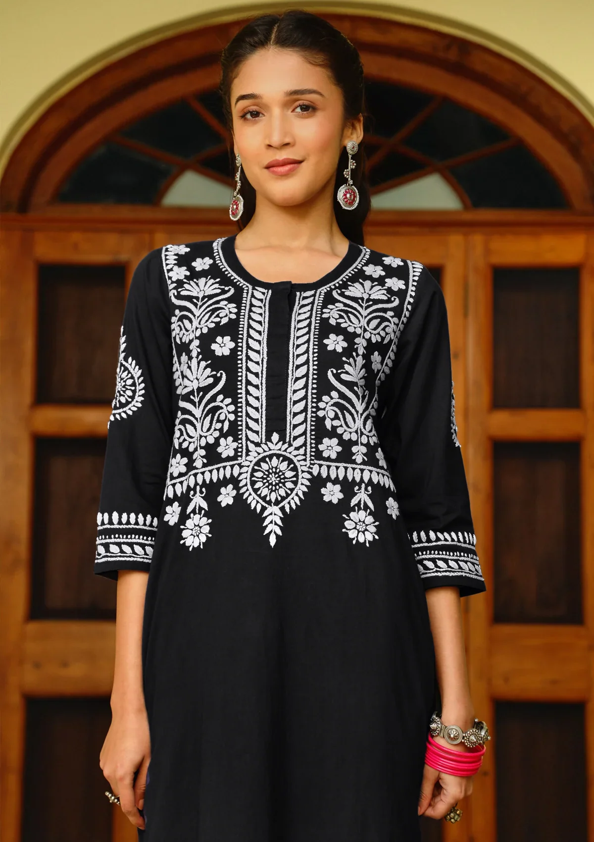 HOC Soha Chikankari Cotton Straight Kurta Set - Black - Healthber