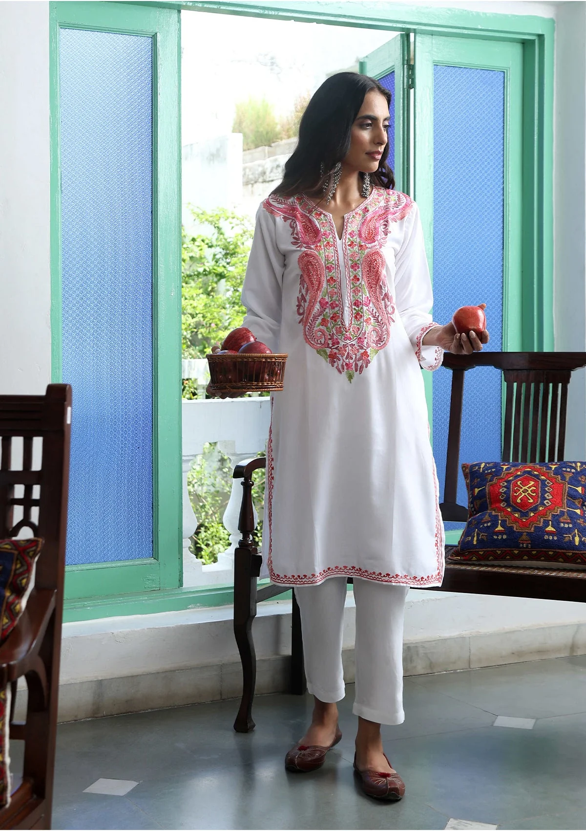 HOC Aari Embroidered Cotton Solid Women's Long Kurta - White - Healthber