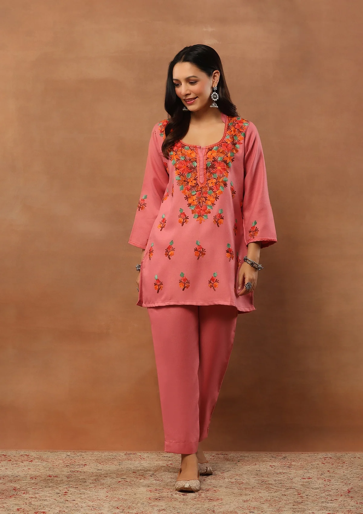 HOC Woollen Aari Embroidered Solid Women's 2 PC Short Kurta Set - Pink - Healthber