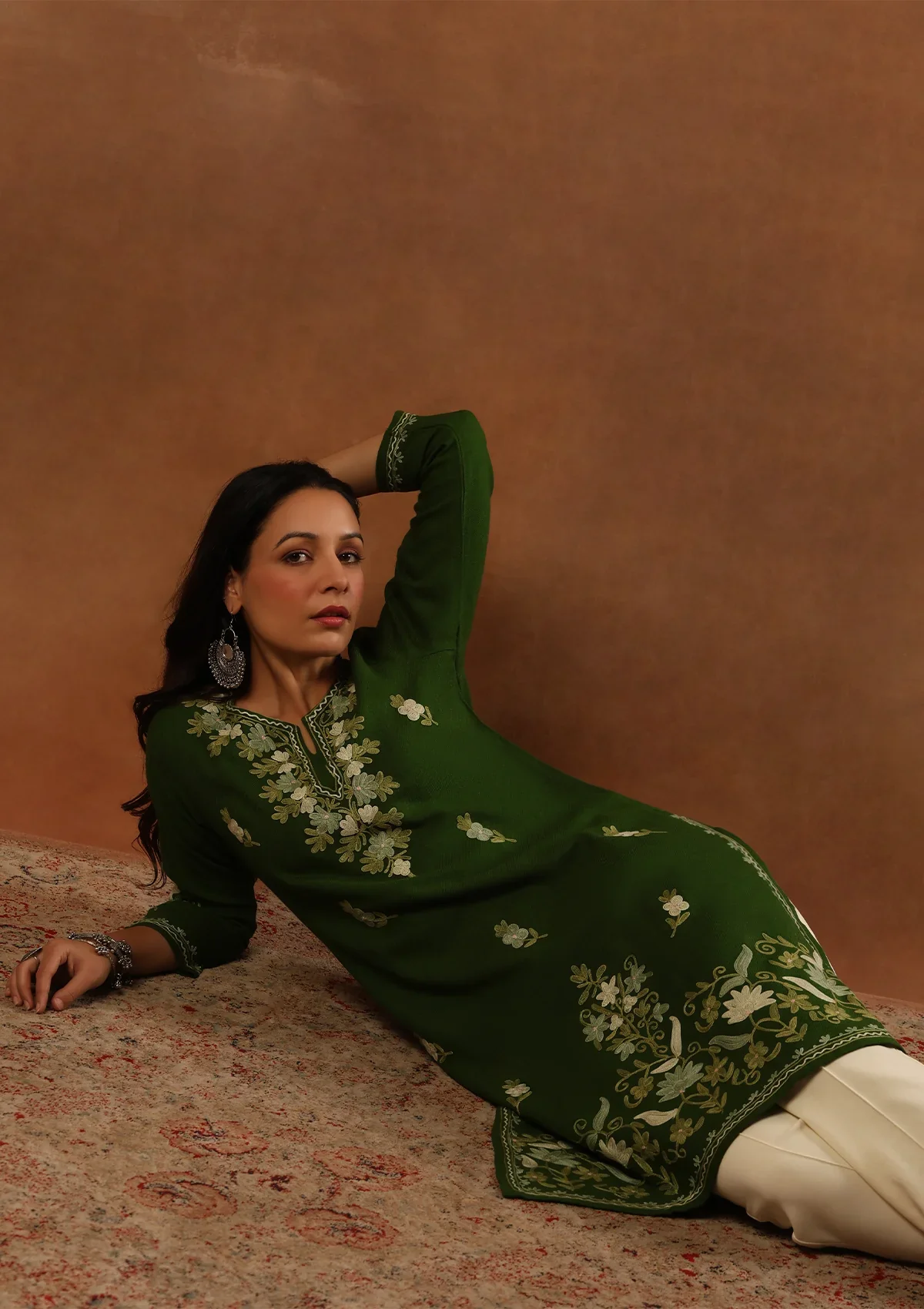 HOC Aari Embroidered Woollen Solid Women's Long Kurta -Green - Healthber