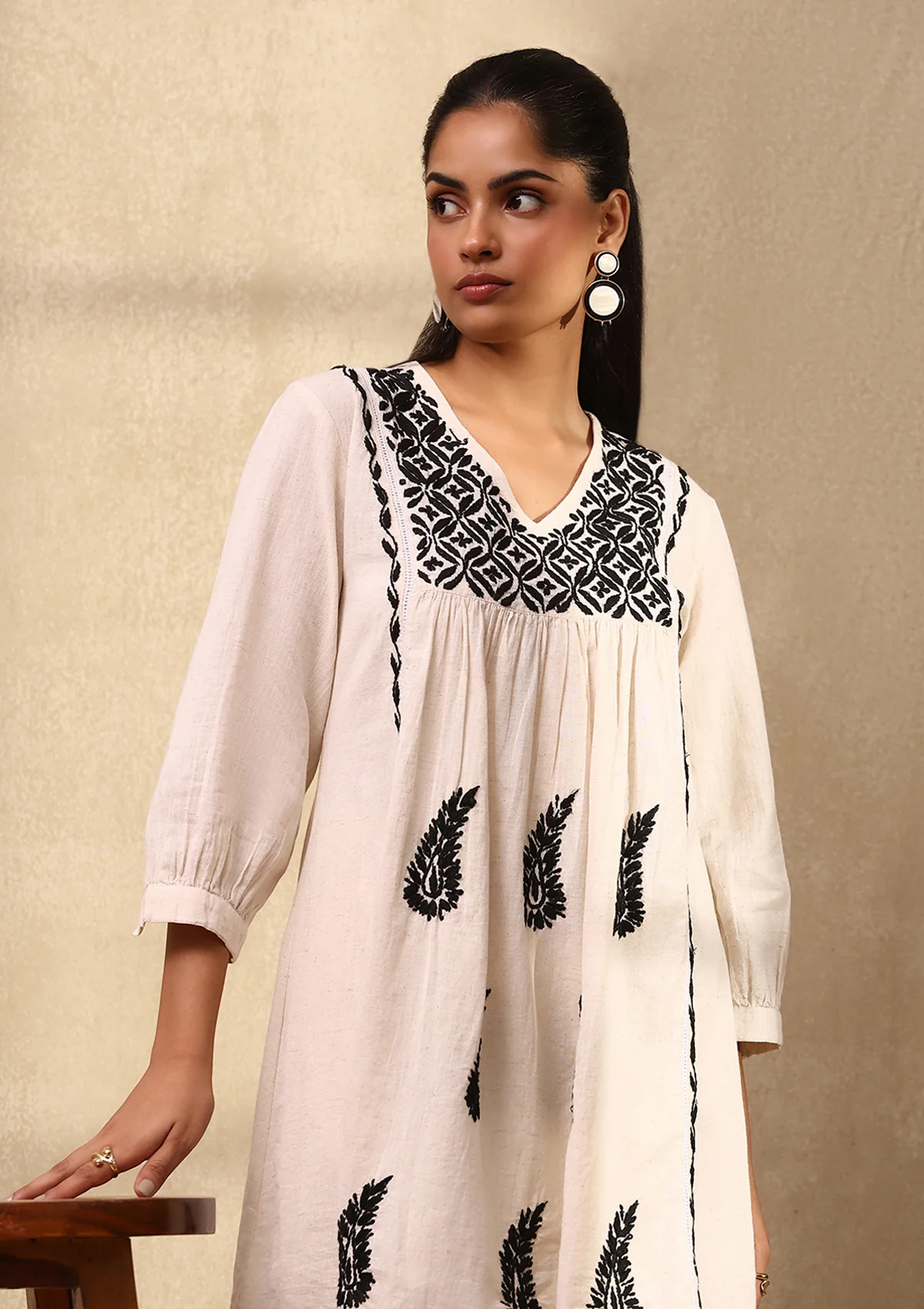 HOC Cotton Linen Blend Chikankari Solid Women's 2 PC Co-ord Set - Off White - Healthber