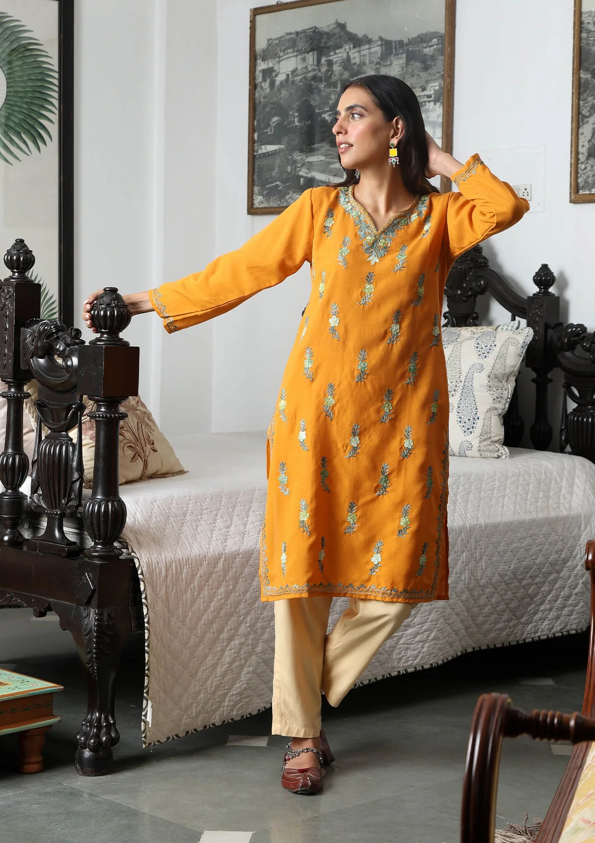 HOC Aari Embroidered Cotton Solid Women's Long Kurta - Yellow - Healthber