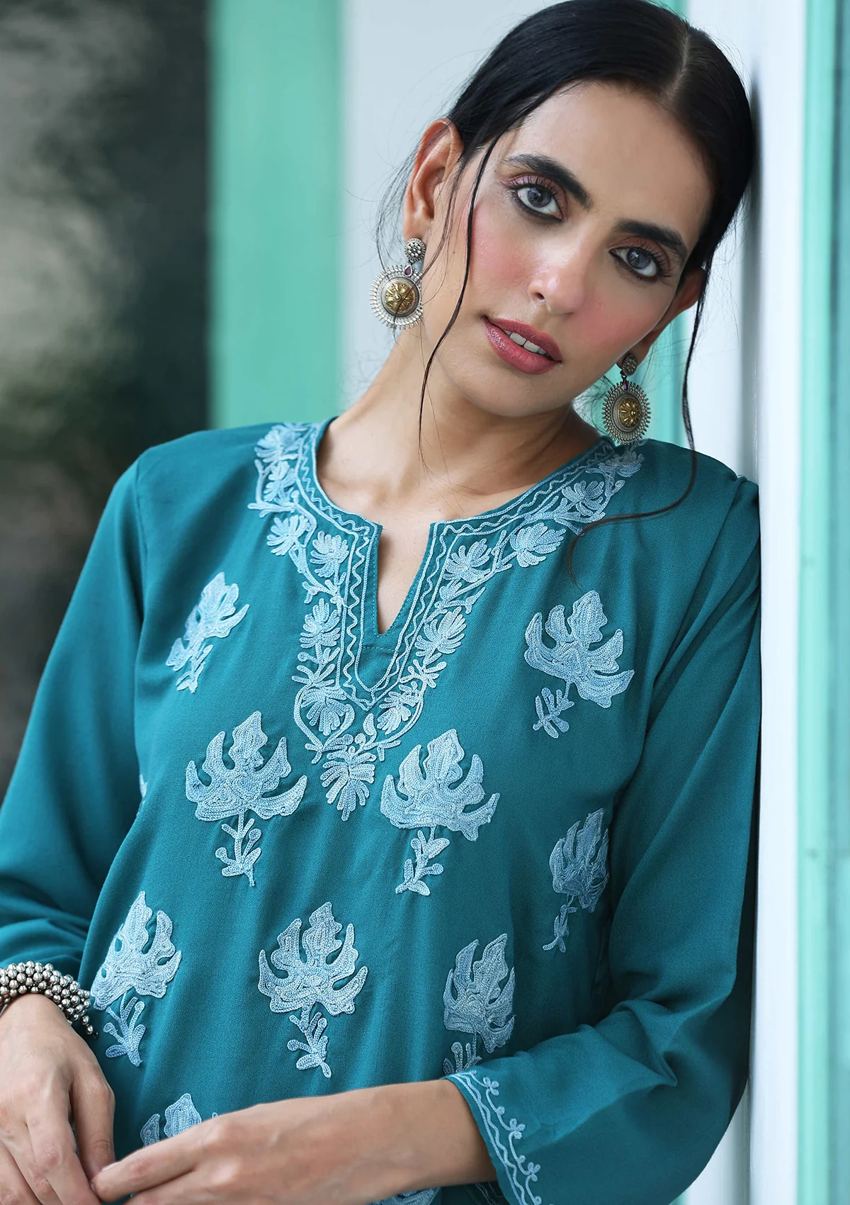 HOC Aari Embroidered Cotton Solid Women's Long Kurta - Green - Healthber