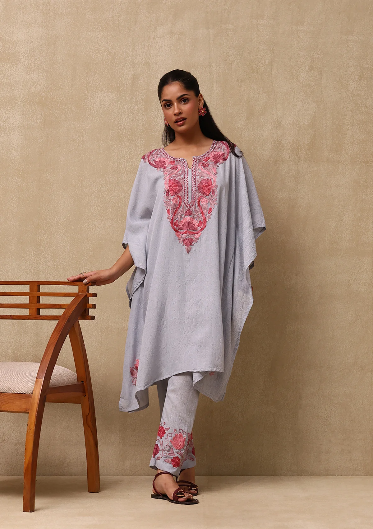 HOC Aari Embroidered Cotton Crush Crepe Solid Women's 2PC Kaftan Set - Grey - Healthber