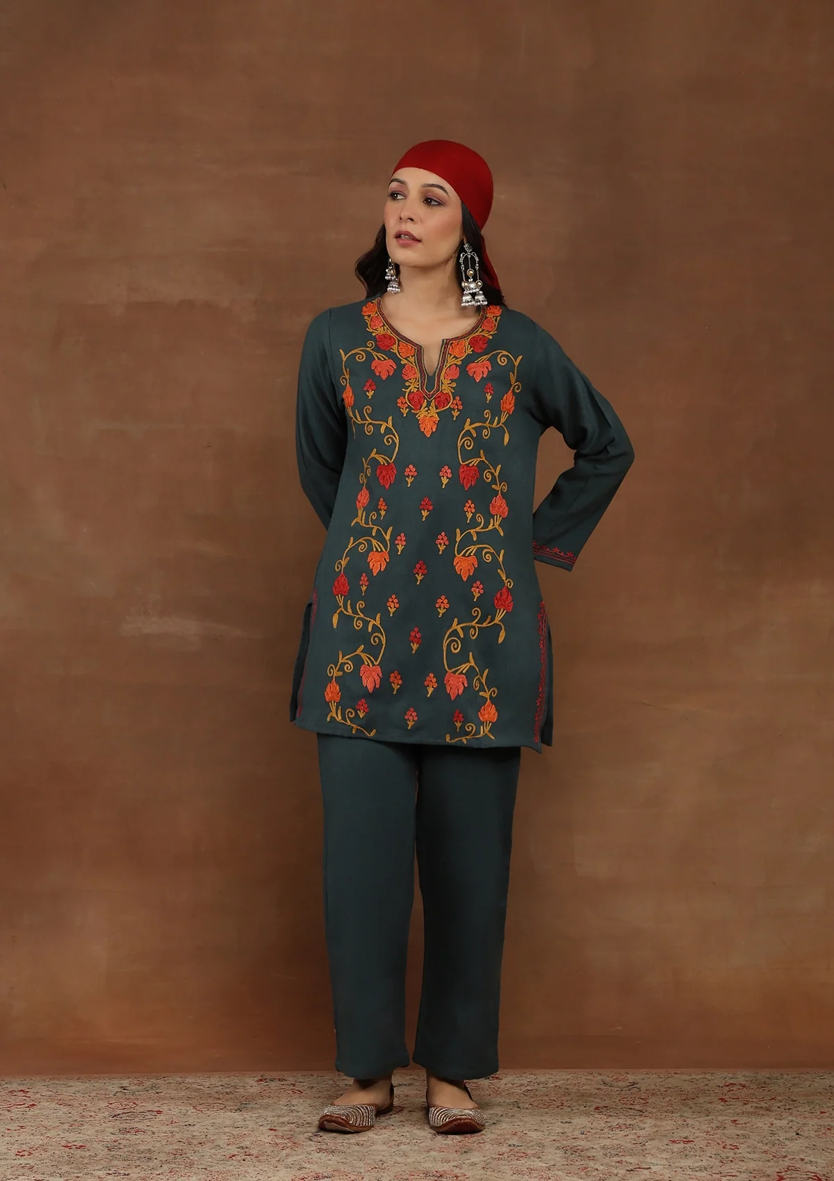 HOC Kashmiri Wool Aari Embroidered Solid Women's Short Kurta- Grey - Healthber