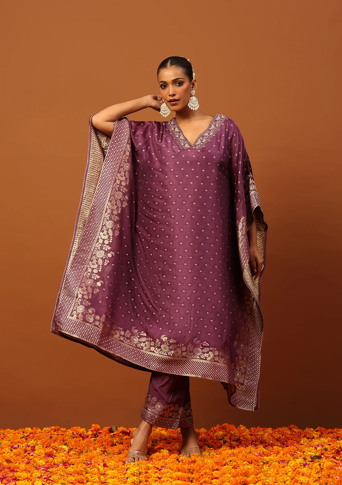 HOC Jacquard Silk Hand Embellished With Zari Women's Kaftan Set With Inner - Purple - Healthber