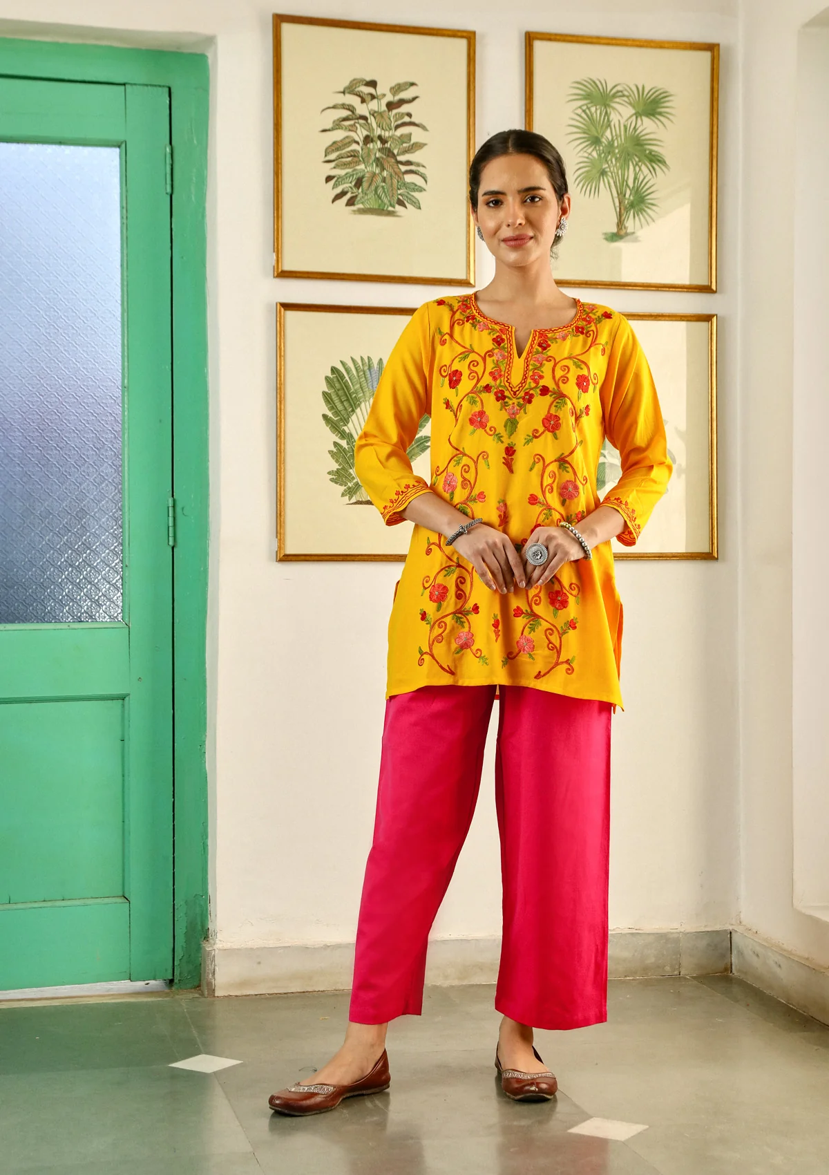 HOC Aari Embroidered Cotton Solid Women's Short Kurta - Yellow - Healthber