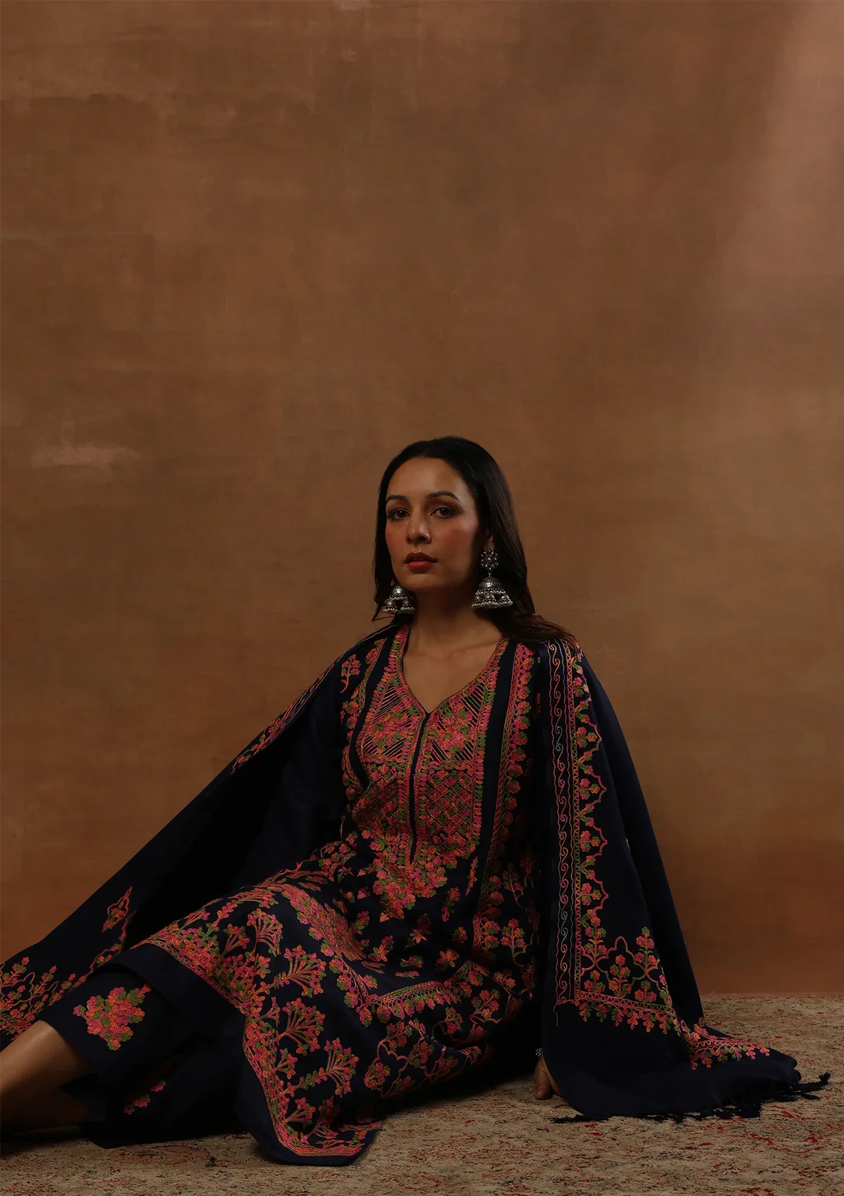 HOC Aari Woollen Straight Kurta Set with Dupatta-Blue - Healthber