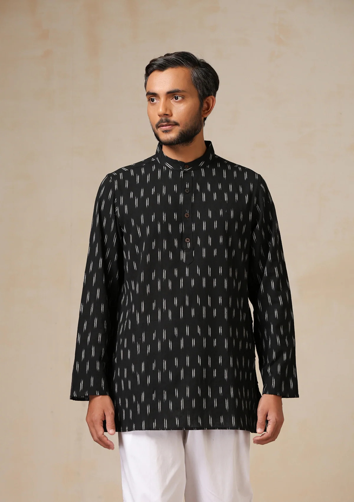 HOC Ikkat Cotton Solid Men's Short Kurta - Black - Healthber