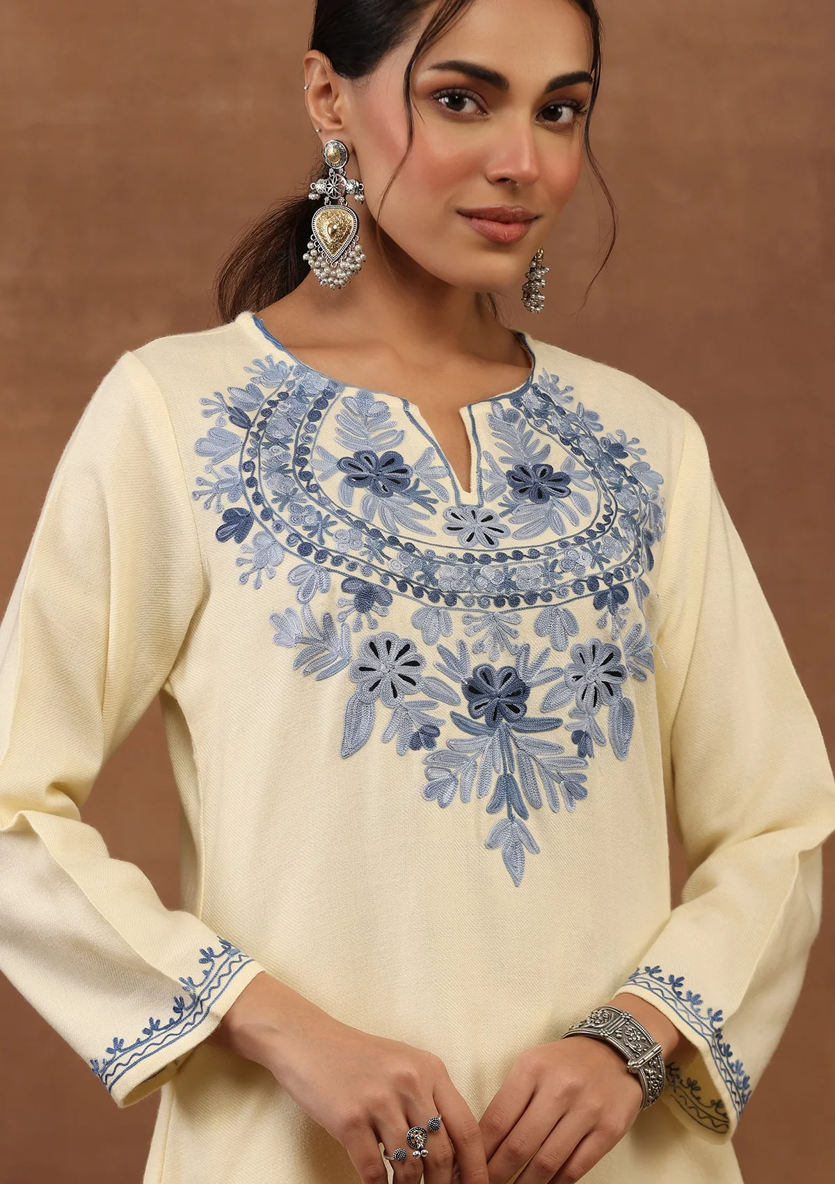 HOC Kashmiri Wool Aari Embroidered Solid Women's 2 PC Kurta Set-Off White - Healthber