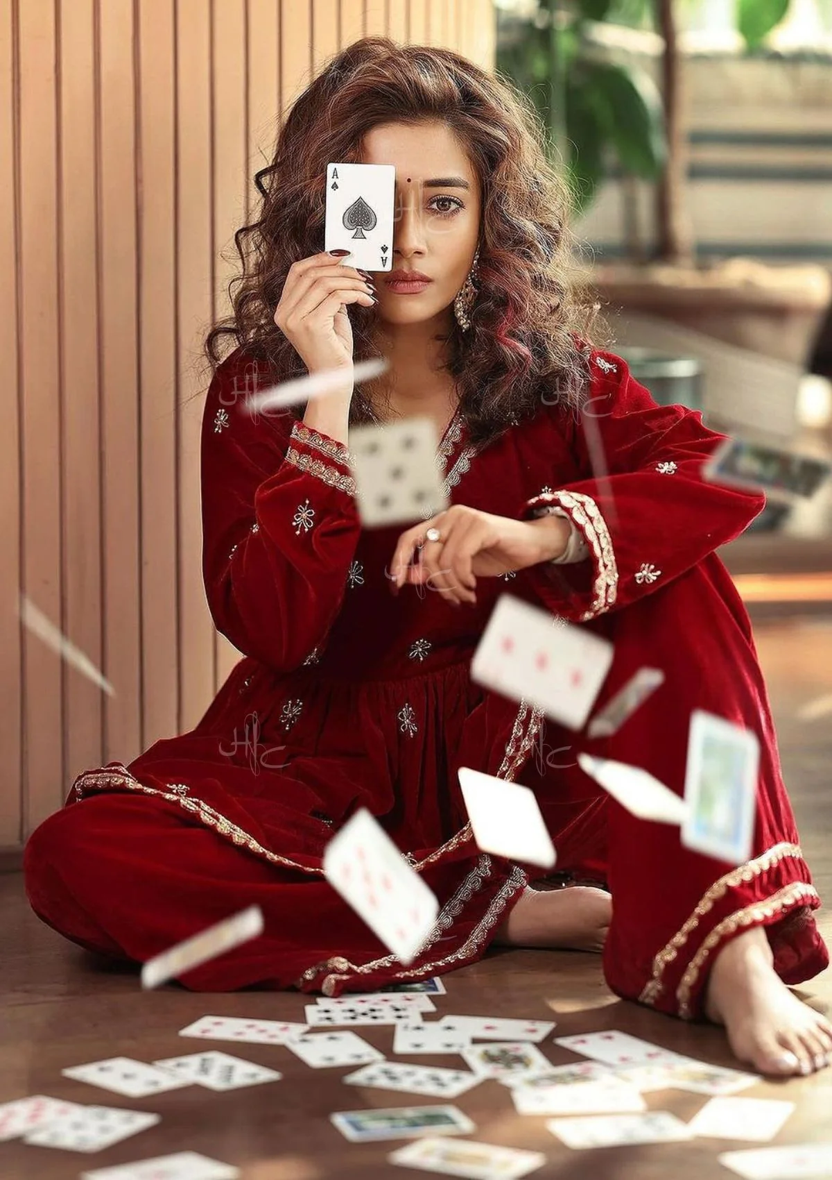 HOC Rumi Embroidered Velvet A-line Kurta Set - Healthber