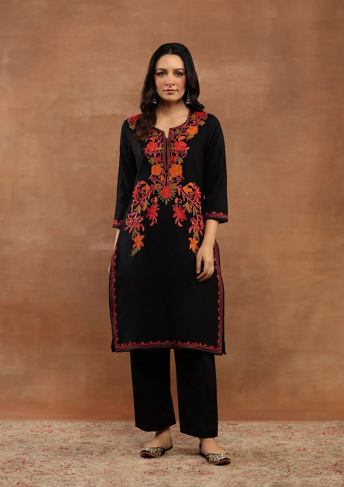 HOC Kashmiri Wool Aari Embroidered Solid Women's Long Kurta -Black - Healthber