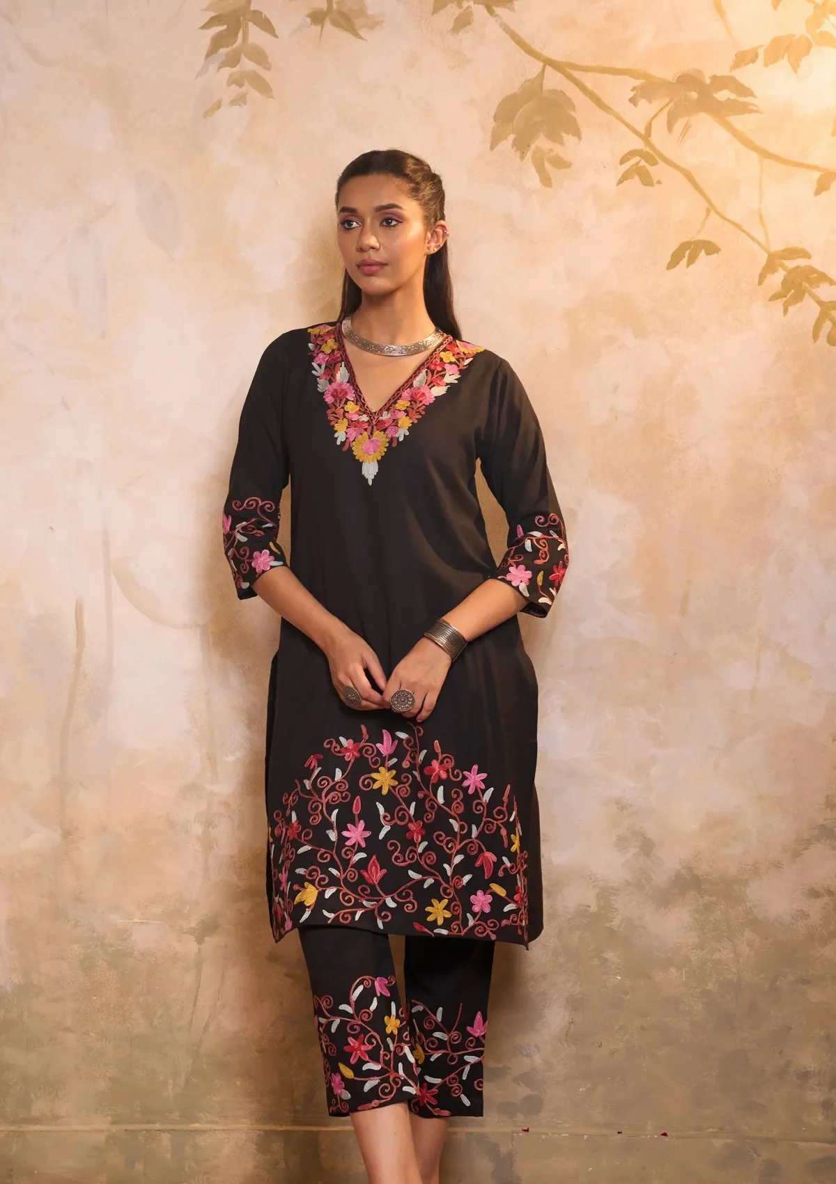 HOC Cotton Aari Embroidered Solid Women's 2 PC Long Kurta Set - Black - Healthber