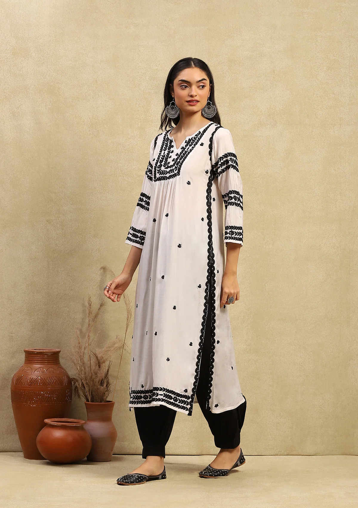 HOC Adila Chikankari Muslin Straight Kurta - Healthber