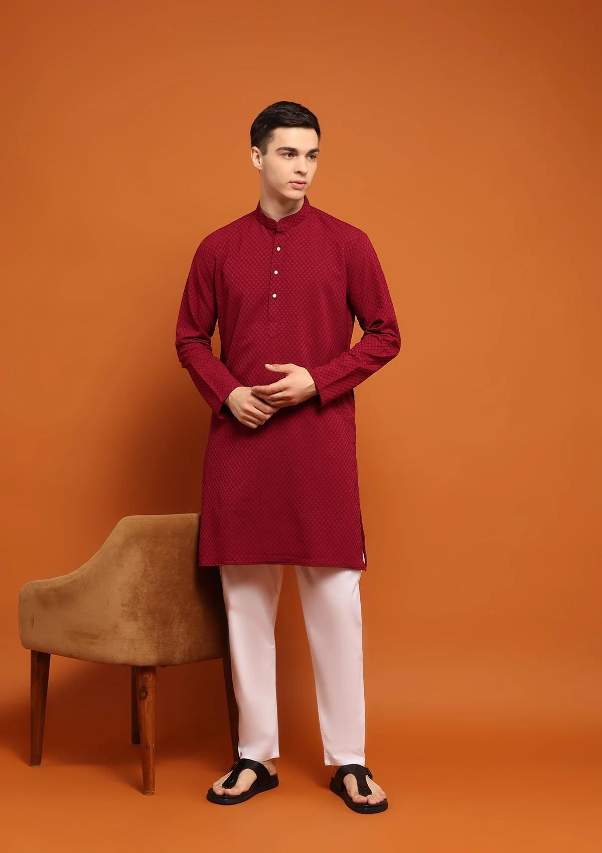 HOC Dobby Textured Solid Men's Long Kurta - Maroon - Healthber