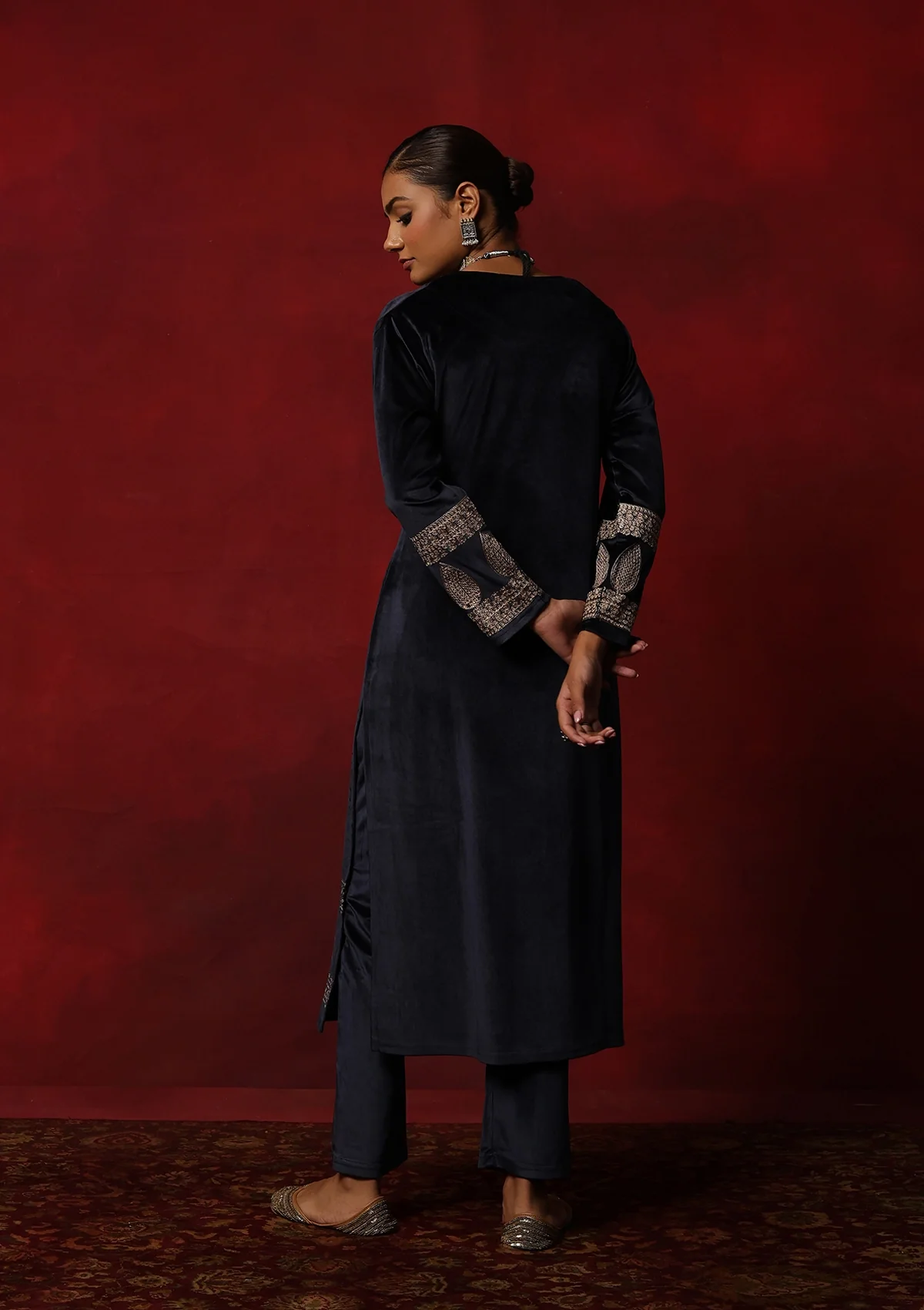 HOC Velvet Embroidered & Embellished Solid Women's 3 PC Kurta Set- Navy Blue - Healthber