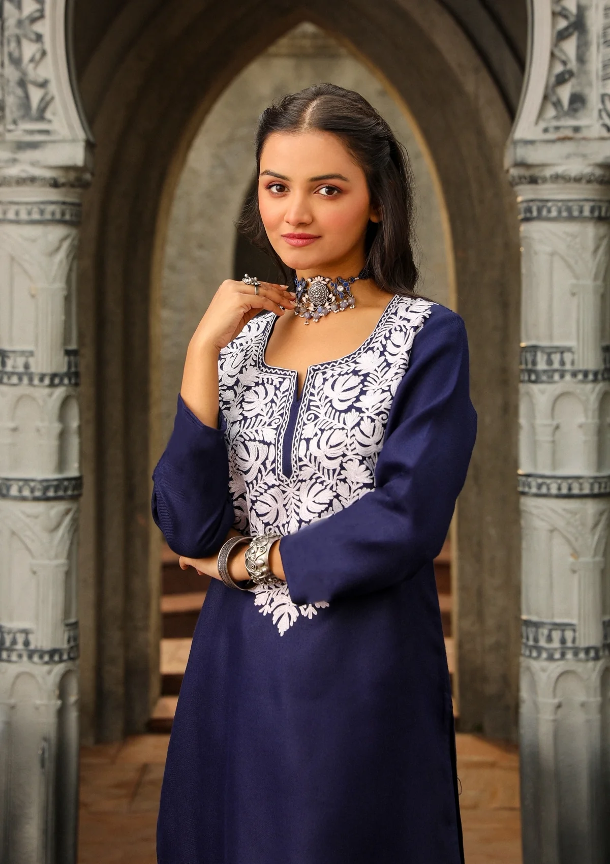 HOC Aari Woollen Straight Kurta Set - Healthber