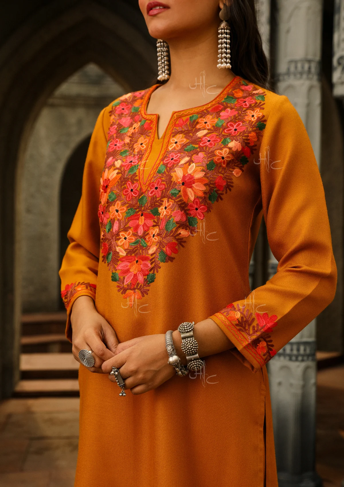 HOC Aari Woollen Straight Kurta Set- Mustard - Healthber