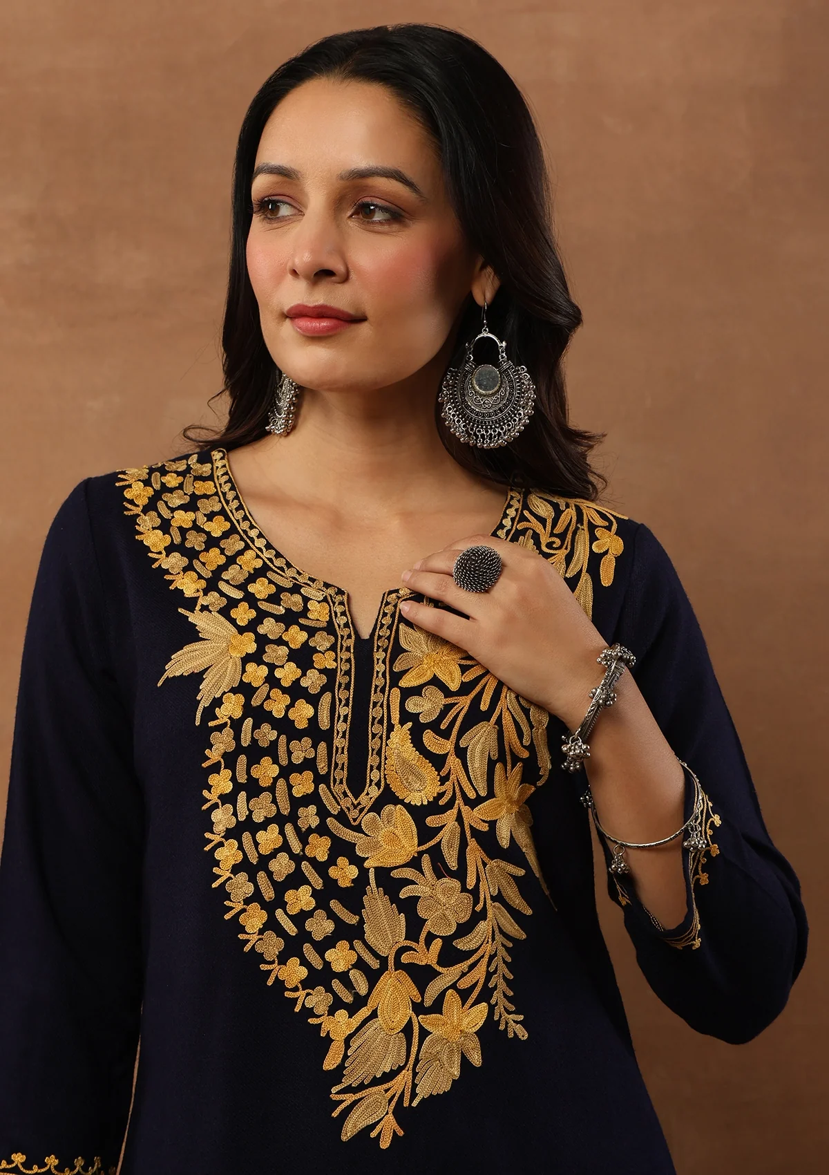 HOC Aari Embroidered Woollen Solid Women's Short Kurta - Navy Blue - Healthber