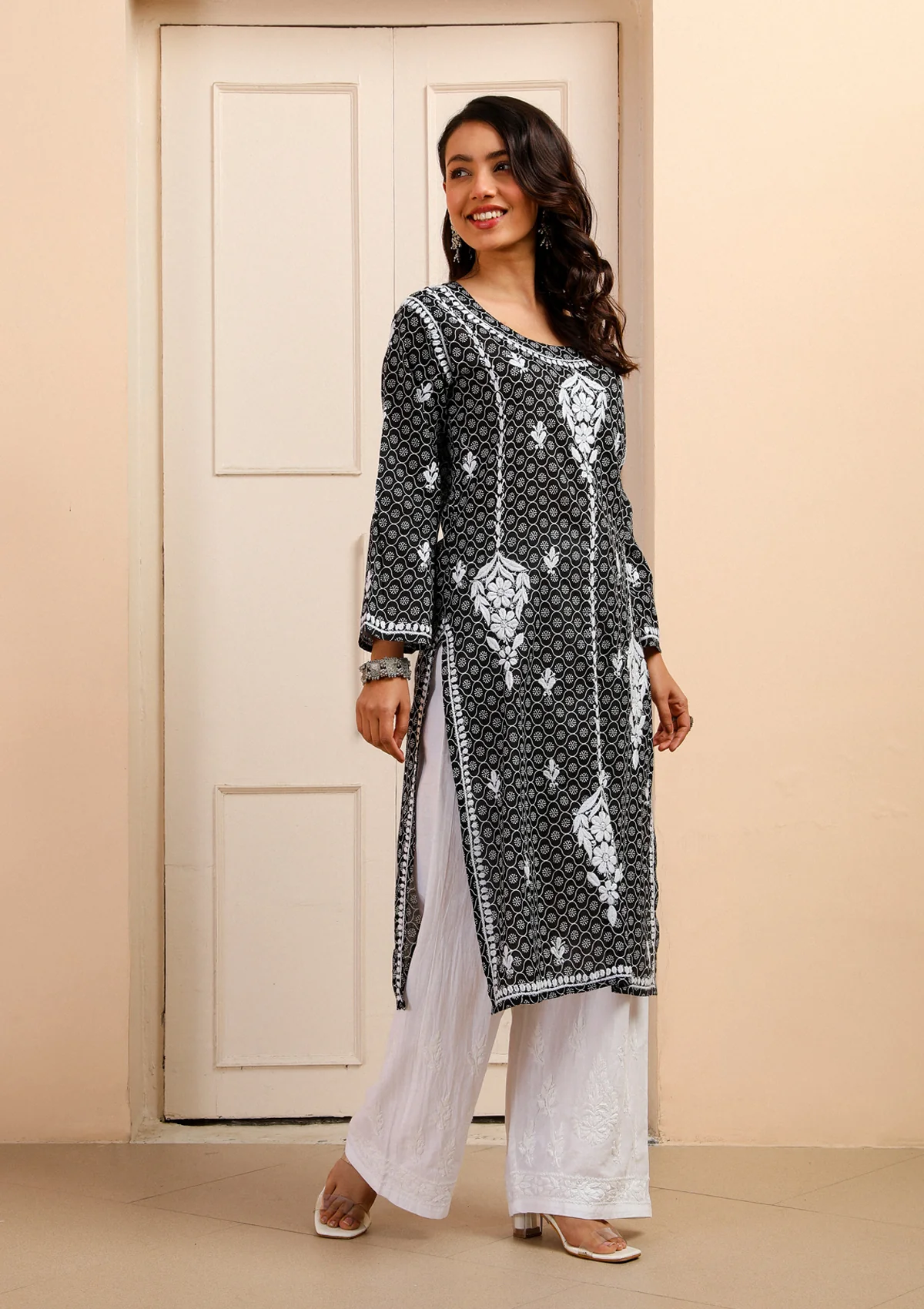 HOC Mulmul Chikankari Printed Women's Kurta - Black - Healthber
