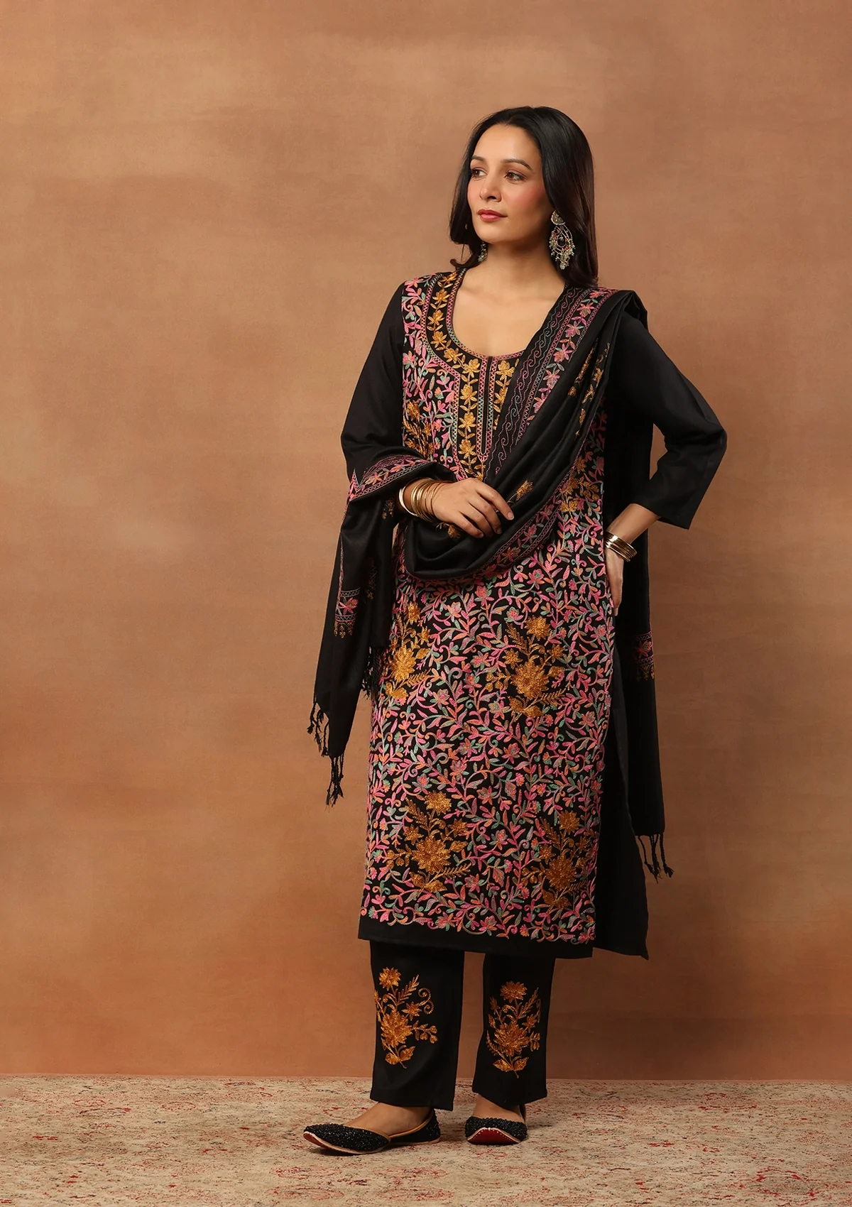 HOC Aari Woollen Straight Kurta Set with Dupatta-Black - Healthber