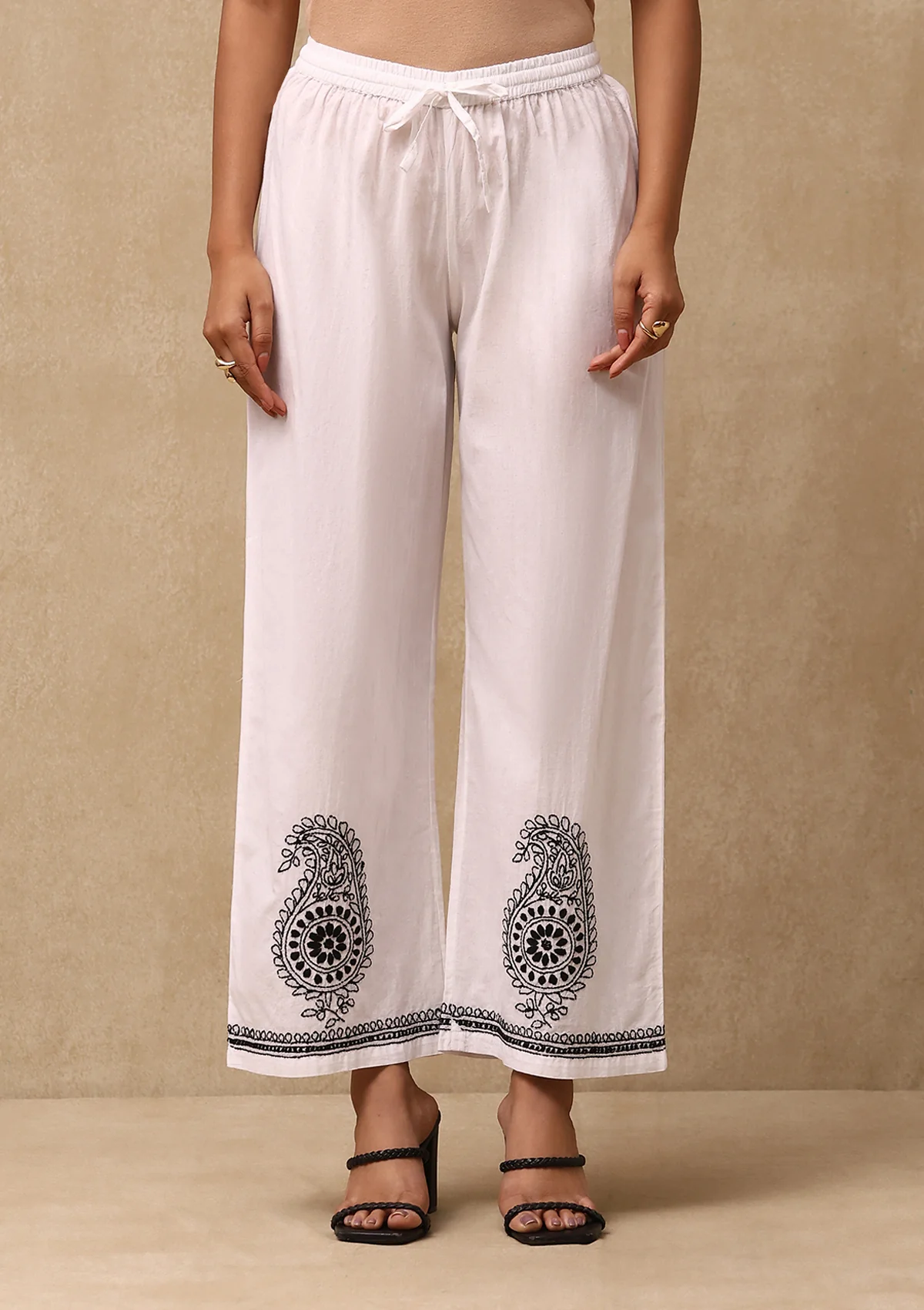 HOC Irha Chikankari Cotton Straight Kurta Set - Healthber