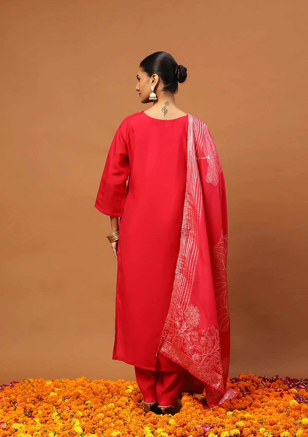 HOC Silk Blend Zari Embroidered With Sequins Solid Women's 3 PC Straight Kurta Set-Rose Pink - Healthber