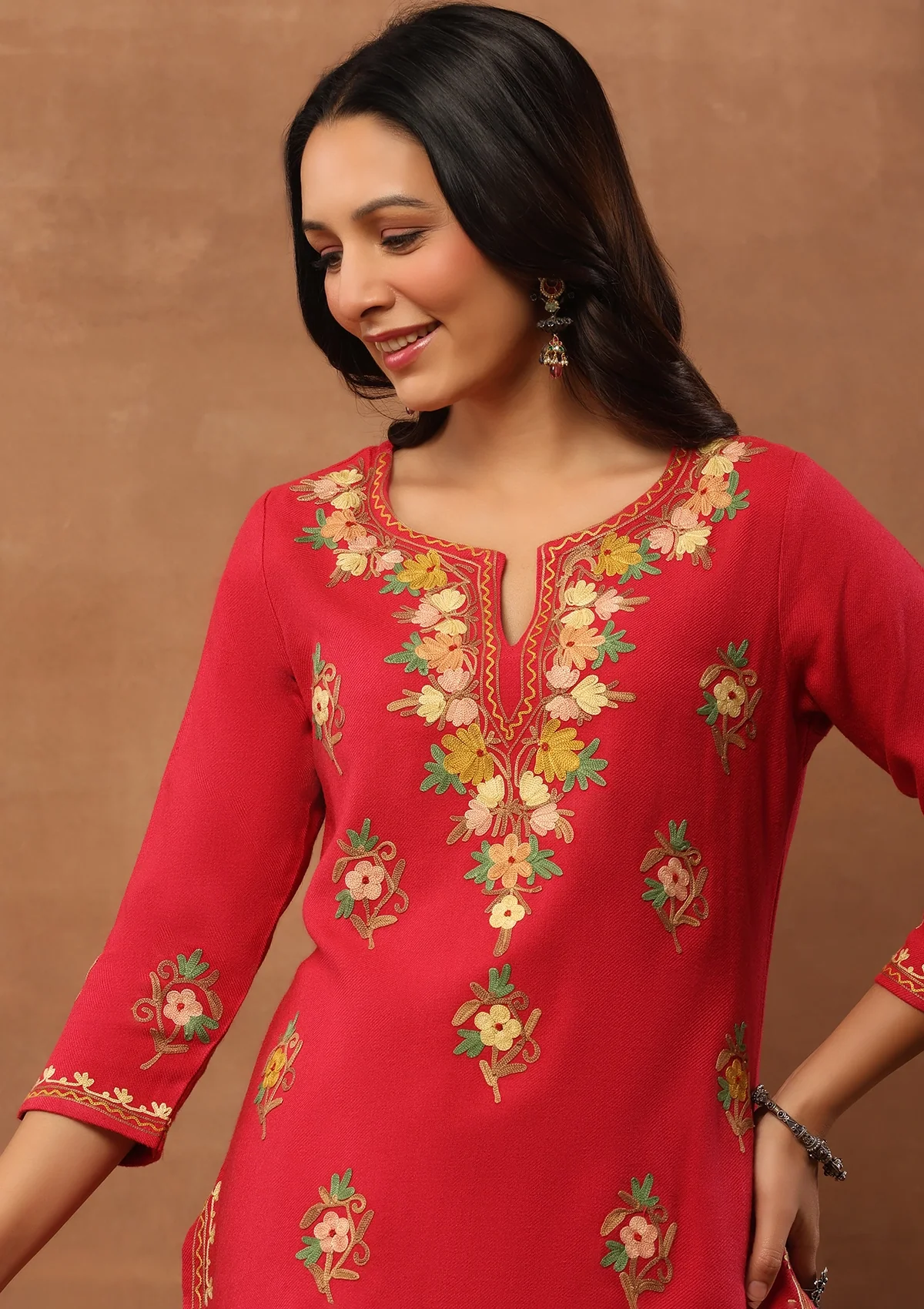 HOC Aari Embroidered Woollen Solid Women's Short Kurta - Pink - Healthber