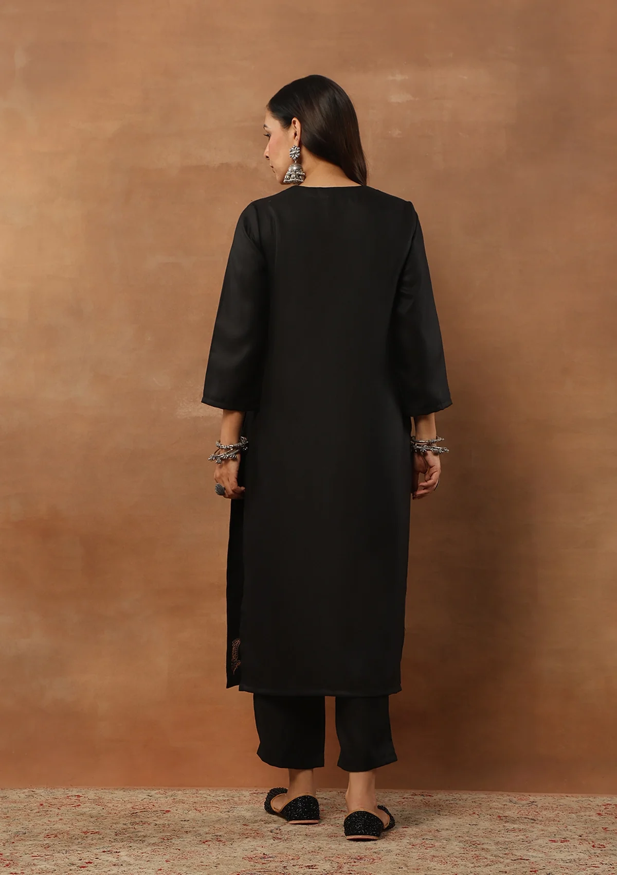 HOC Aari Woollen Straight Kurta Set with Dupatta-Black - Healthber