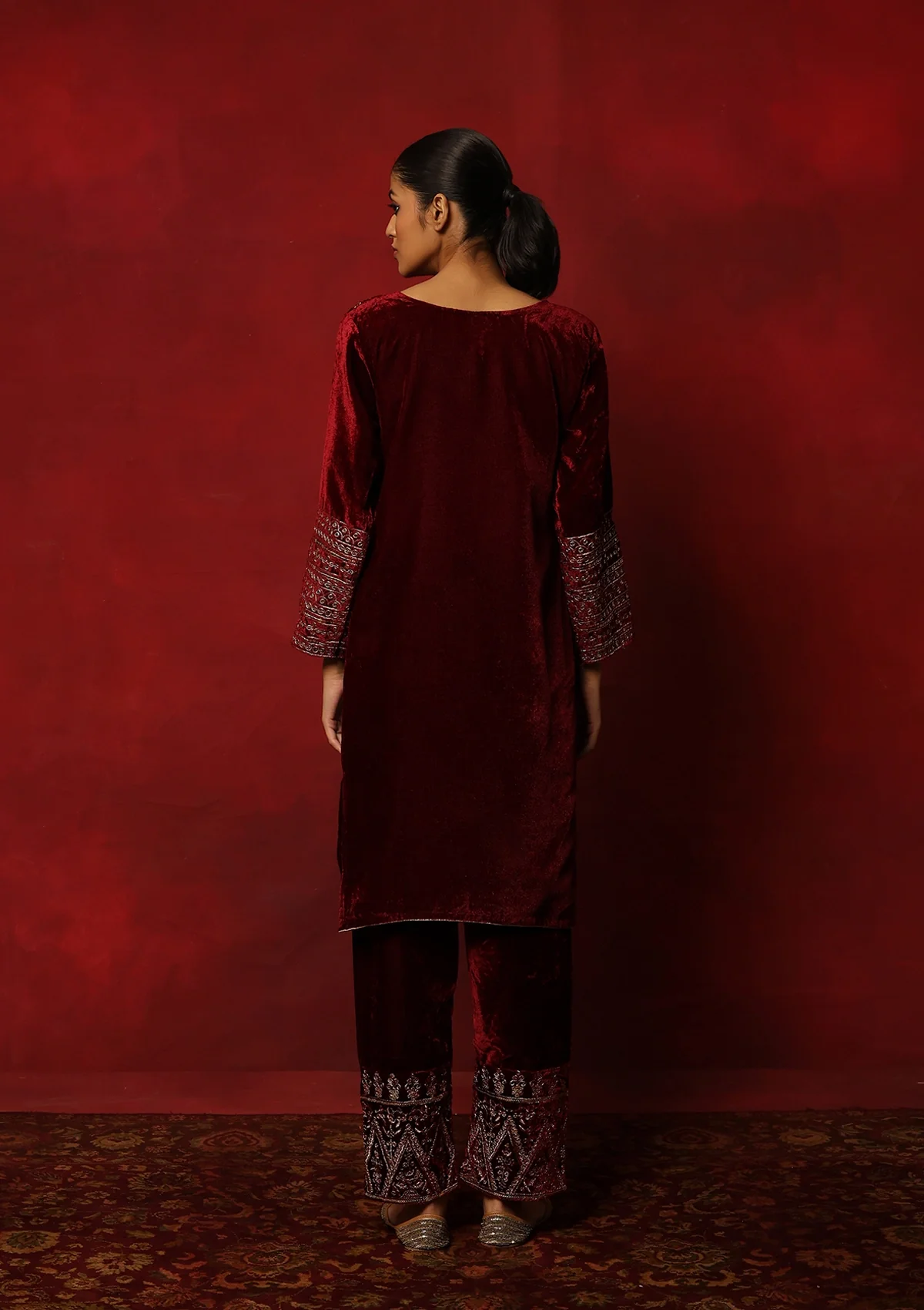 HOC Velvet Zari Embroidered With Sequins Women's Solid 3 PC Kurta Set-Maroon - Healthber